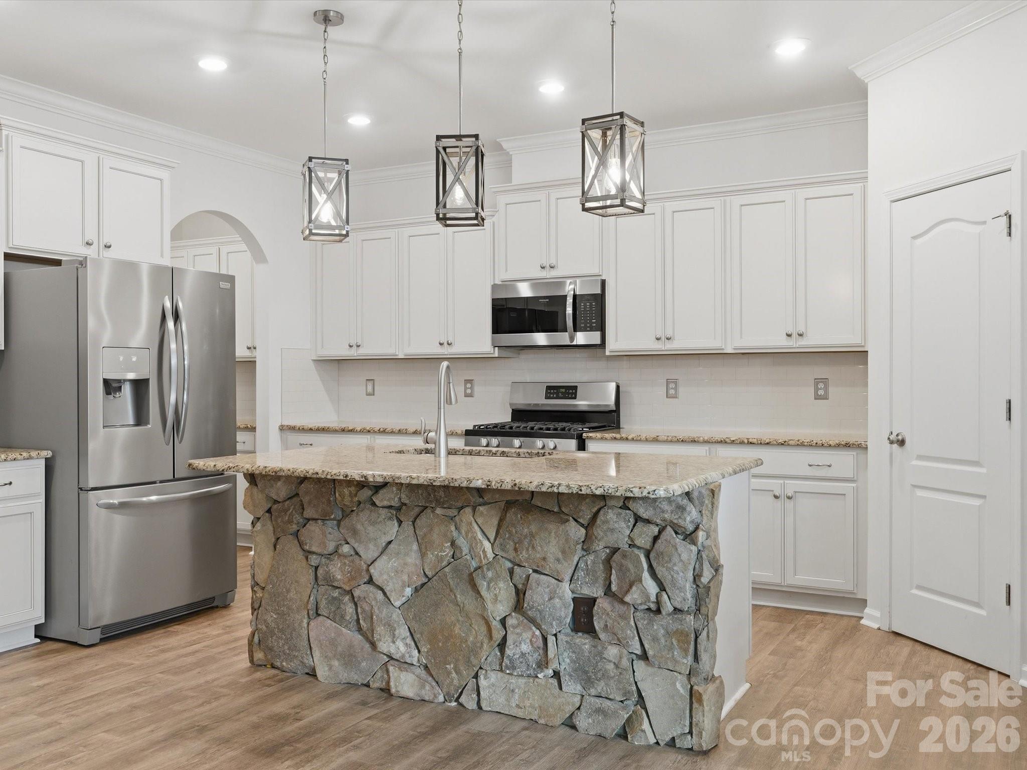 1049 Bannister Road Property Photo 16