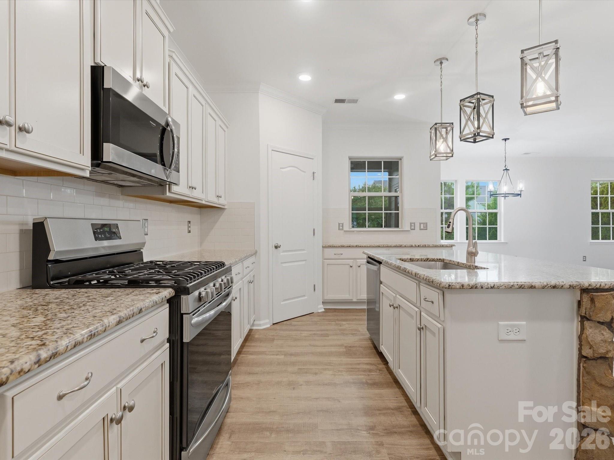 1049 Bannister Road Property Photo 17