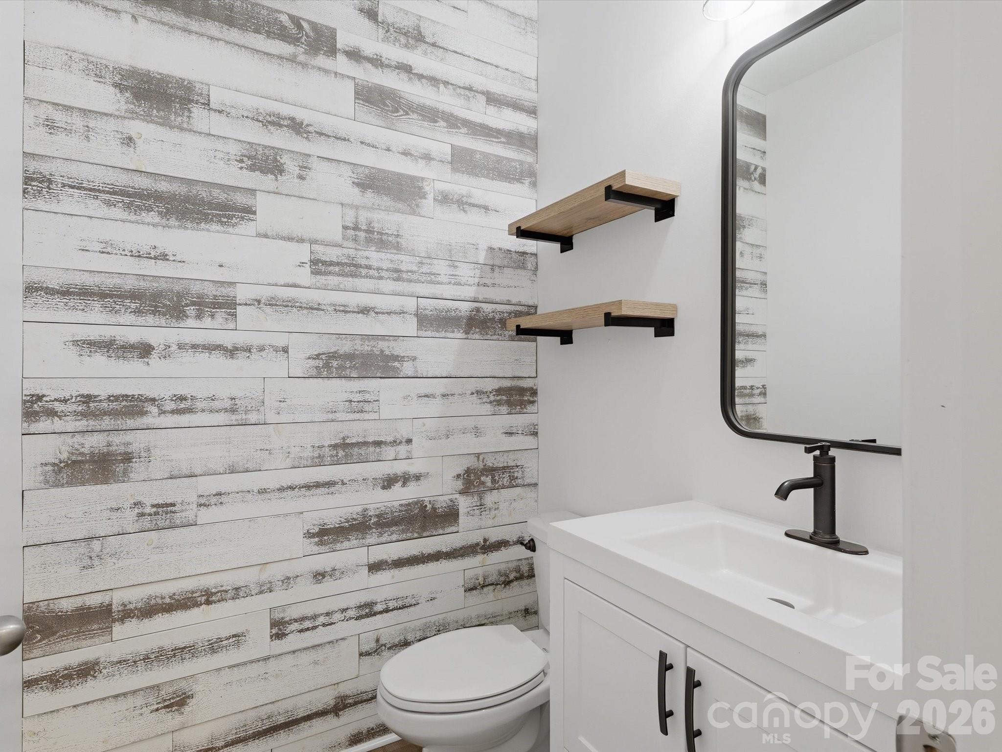 1049 Bannister Road Property Photo 20