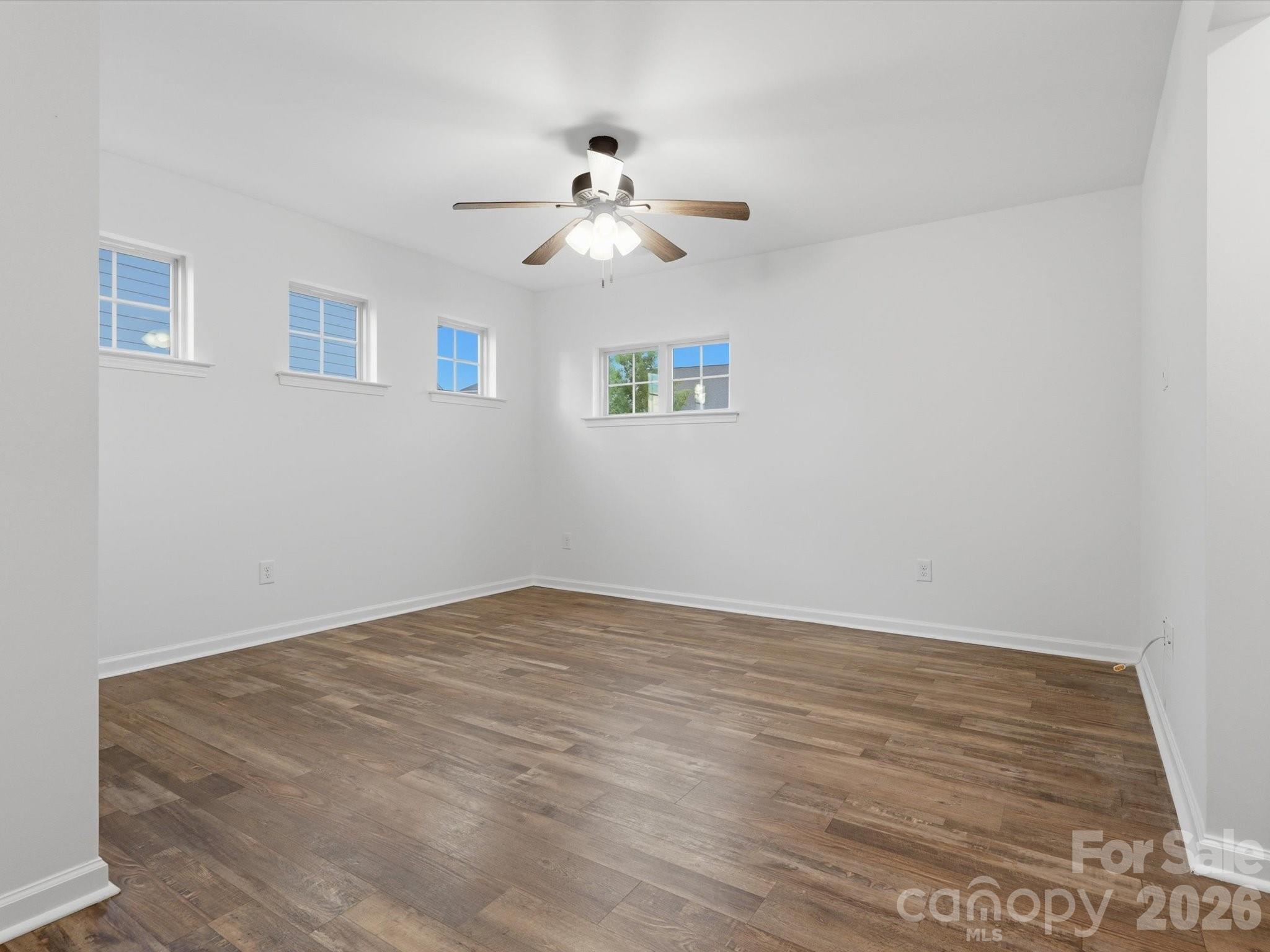 1049 Bannister Road Property Photo 23