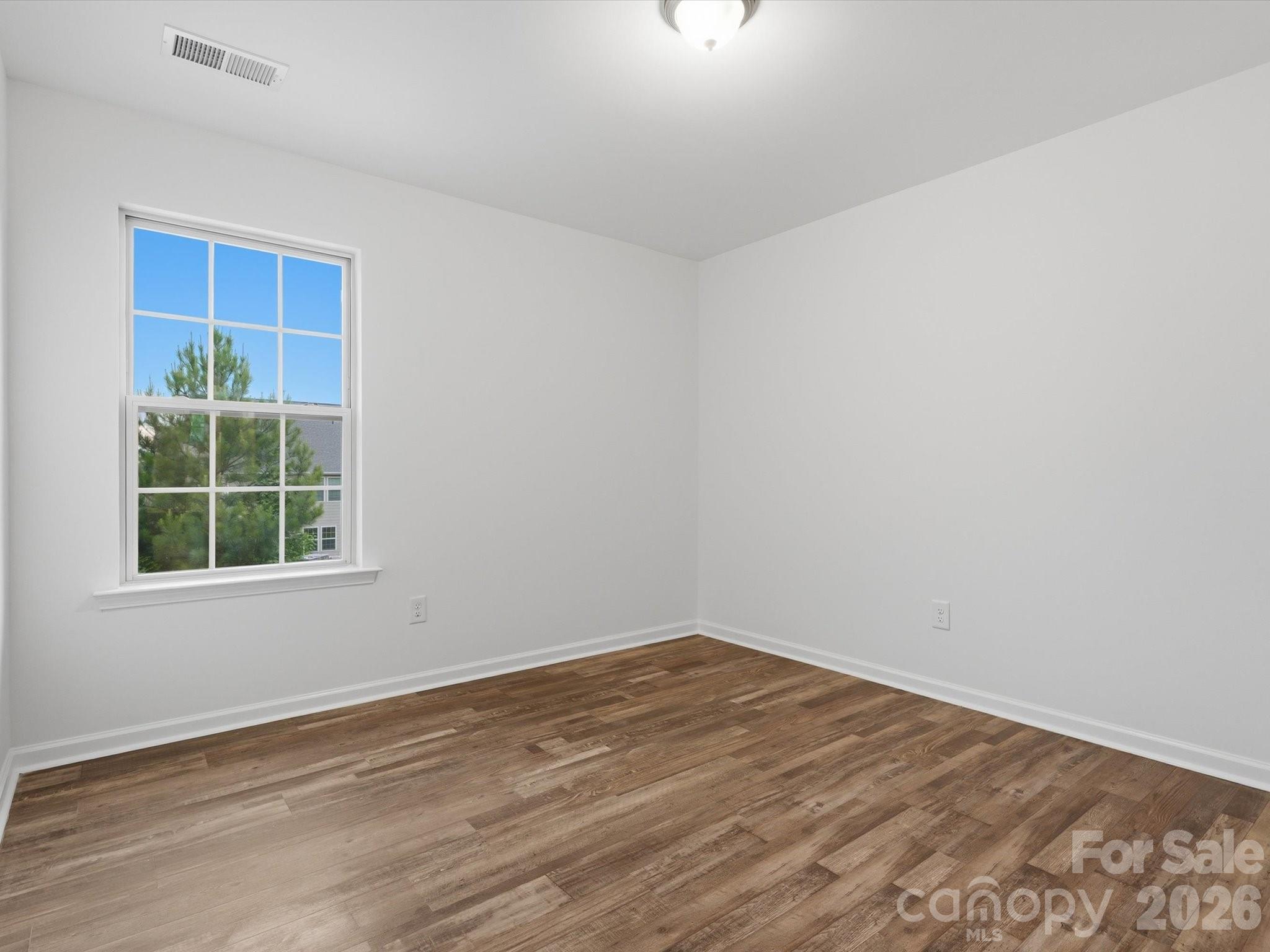 1049 Bannister Road Property Photo 34