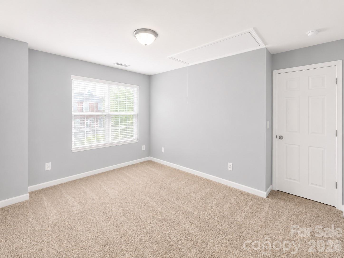 9815 Treeside Lane Property Photo 15