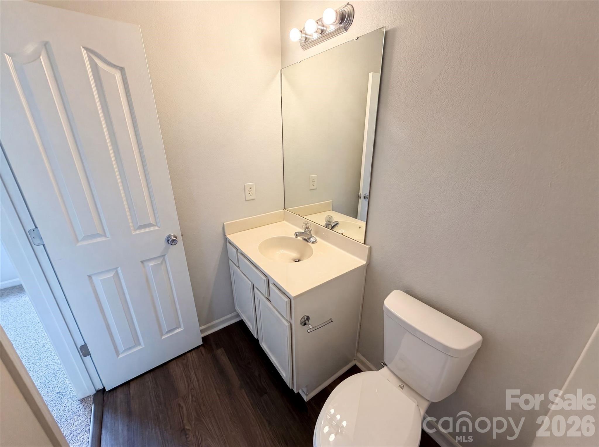 3831 Mohawk Court Property Photo 16
