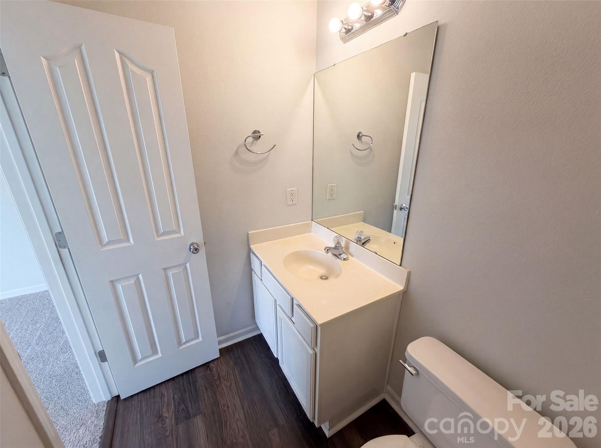 3831 Mohawk Court Property Photo 18