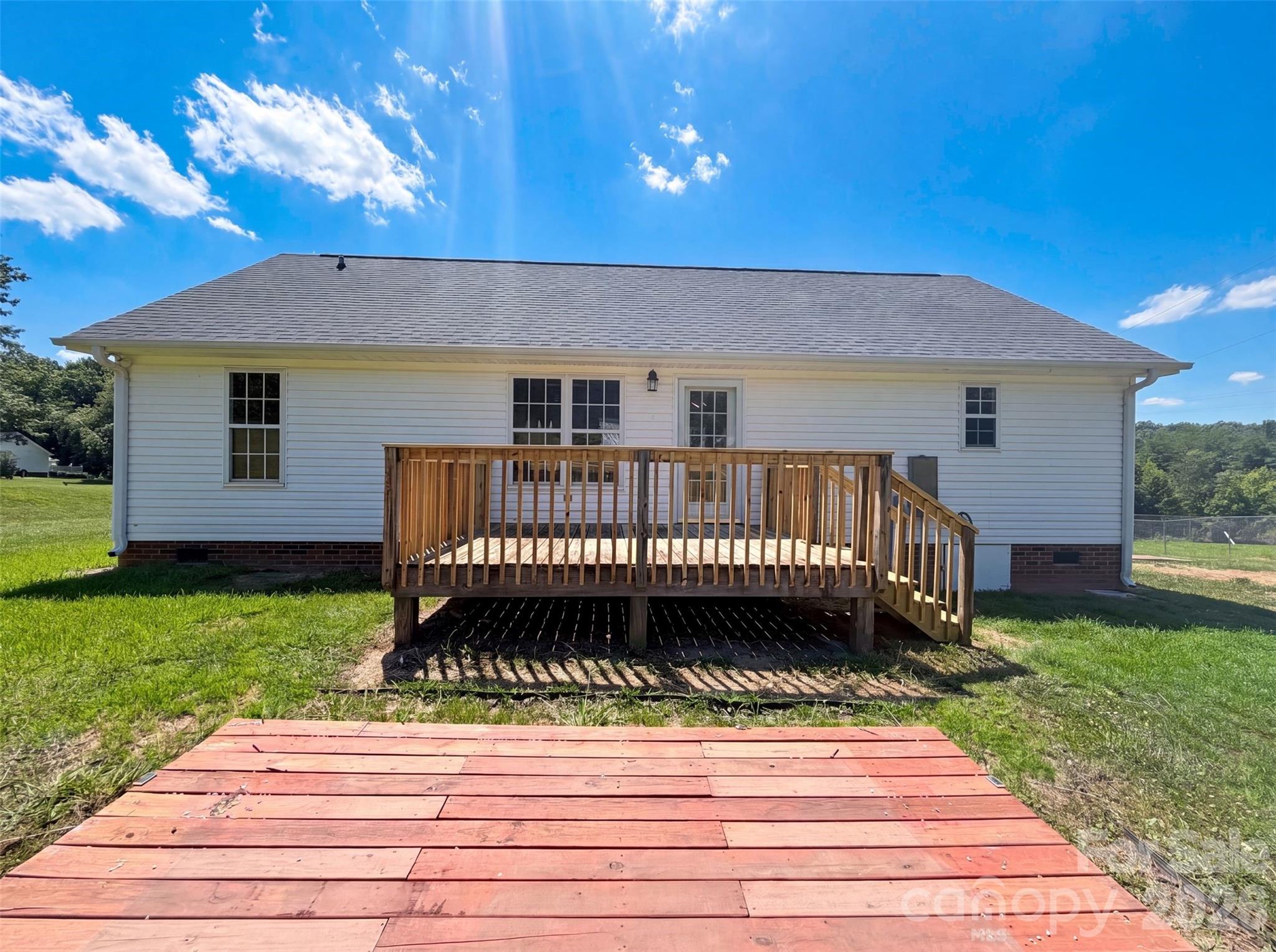 1011 Meagan Court Property Photo 5