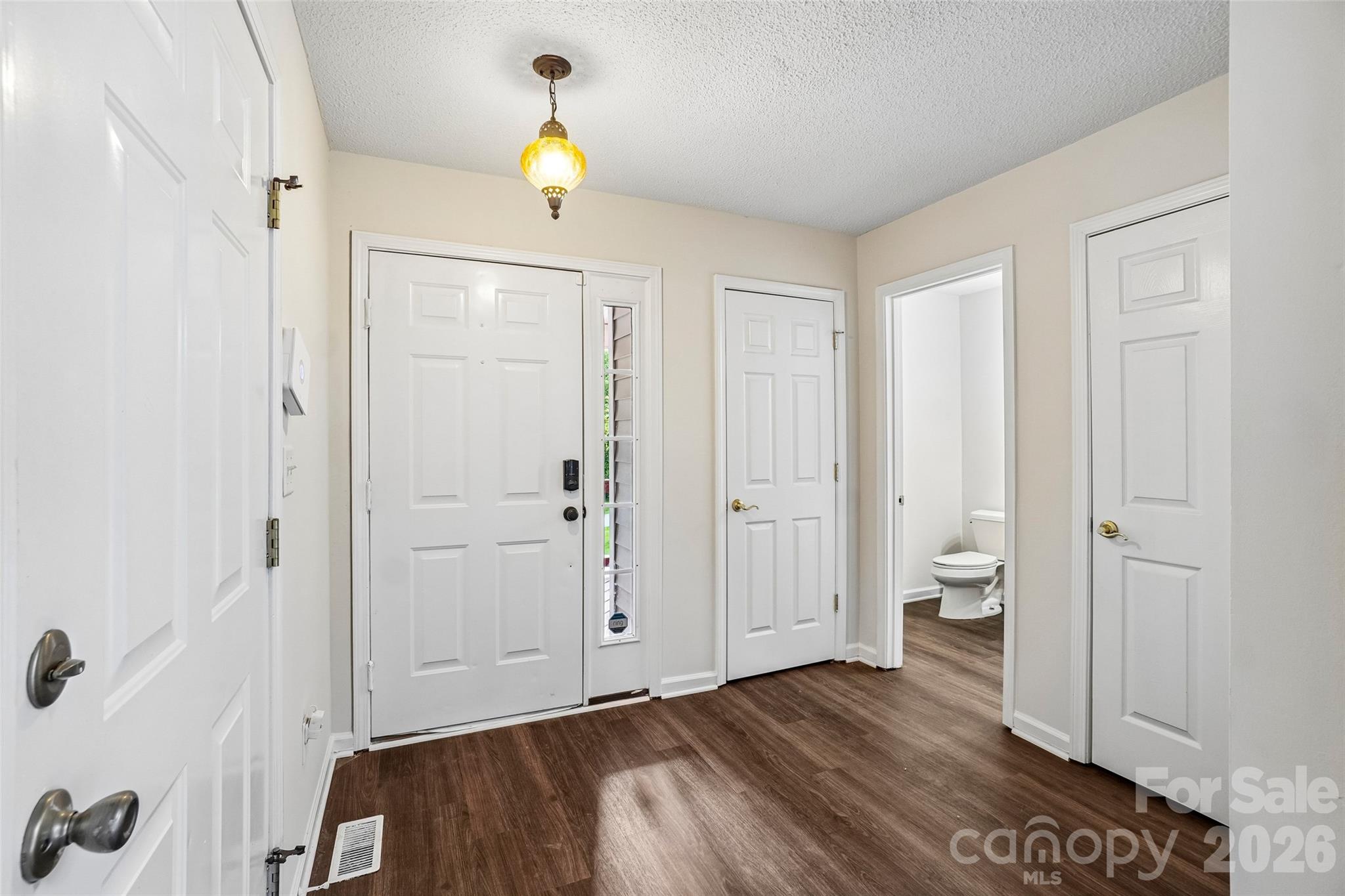 124 Karla Circle Property Photo 6