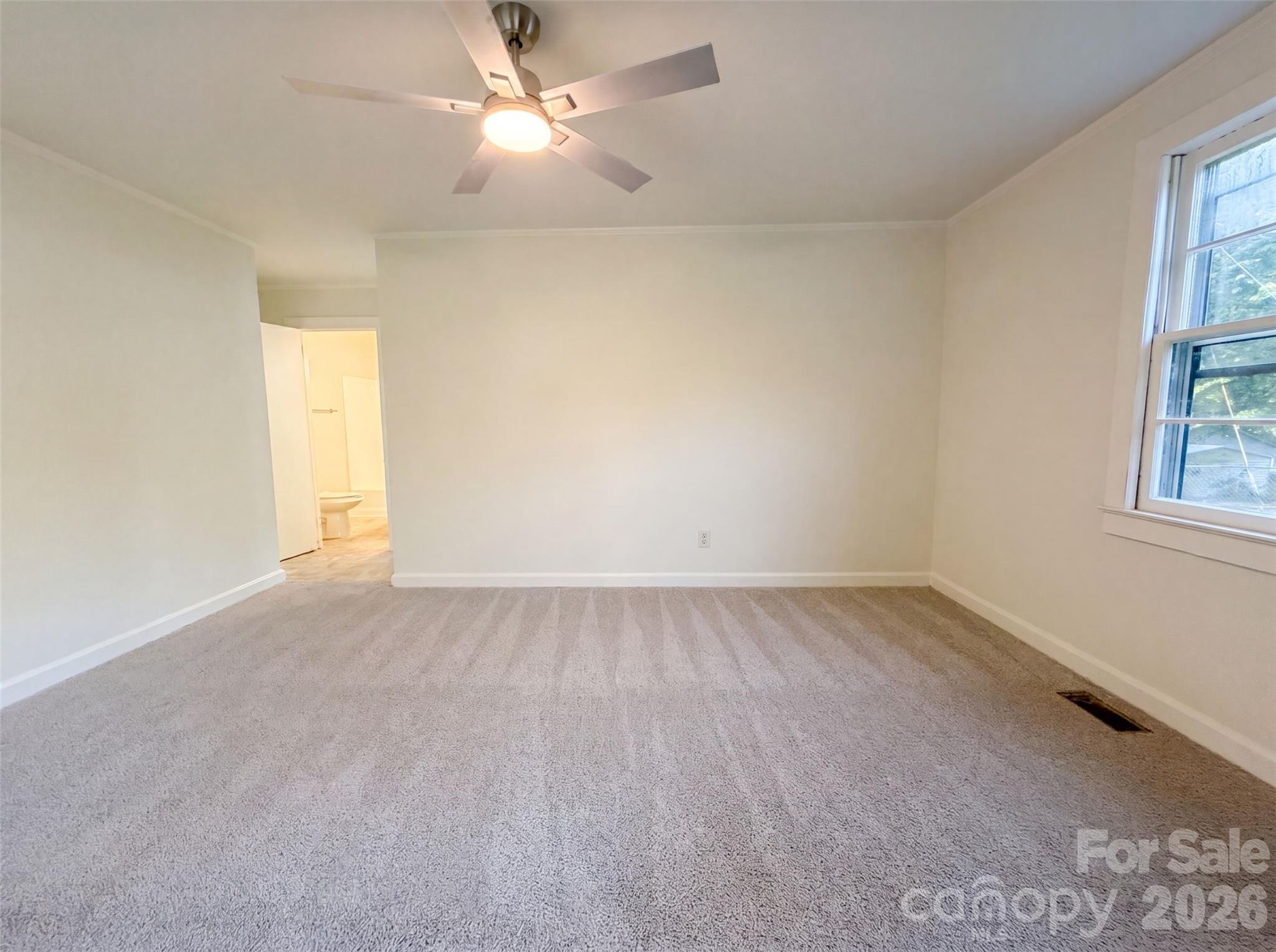 1413 Westside Drive Property Photo 4