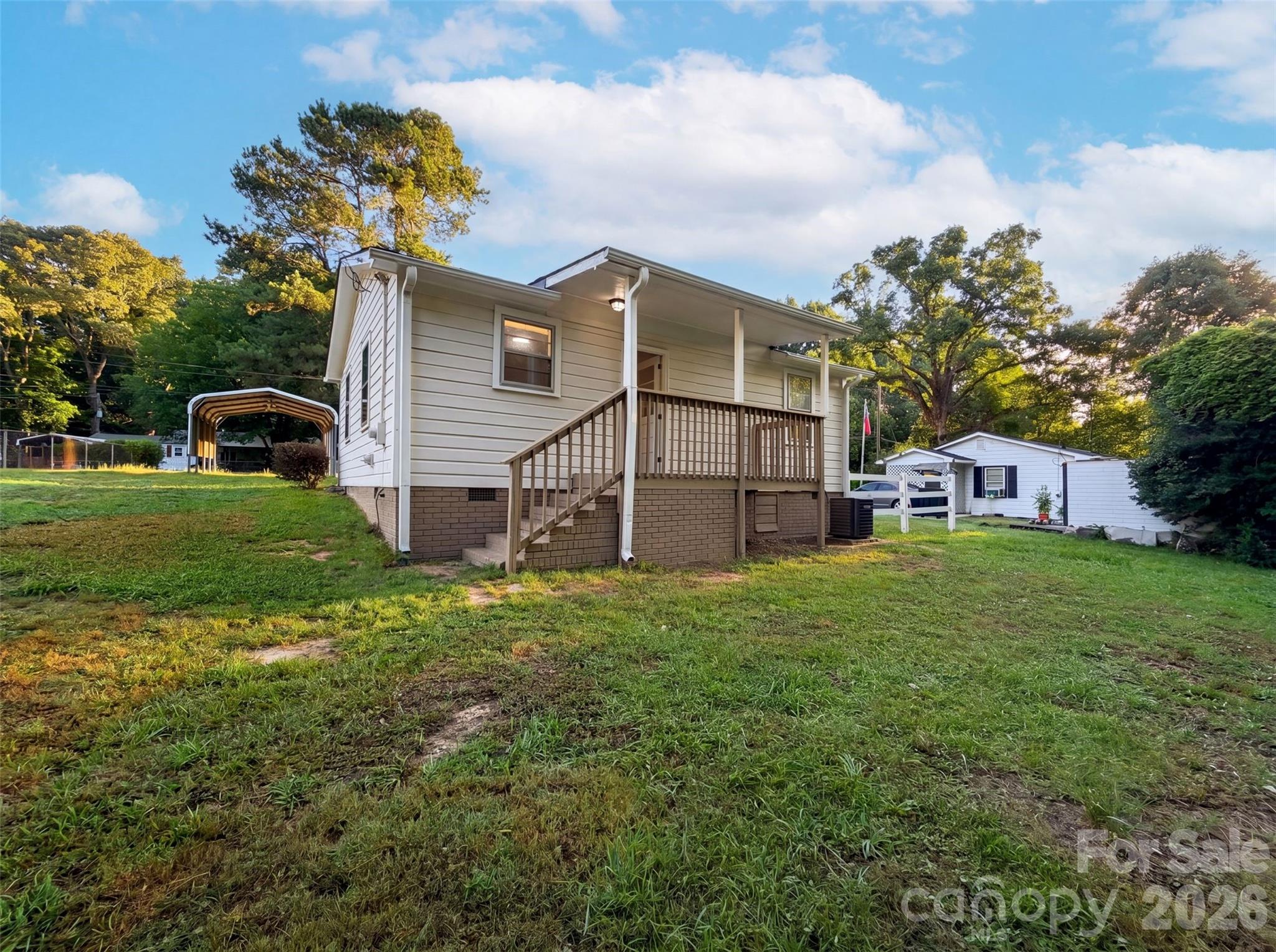 1413 Westside Drive Property Photo 5