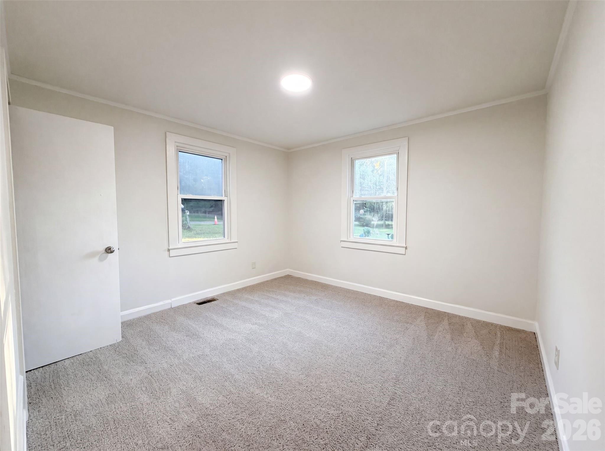 1413 Westside Drive Property Photo 6