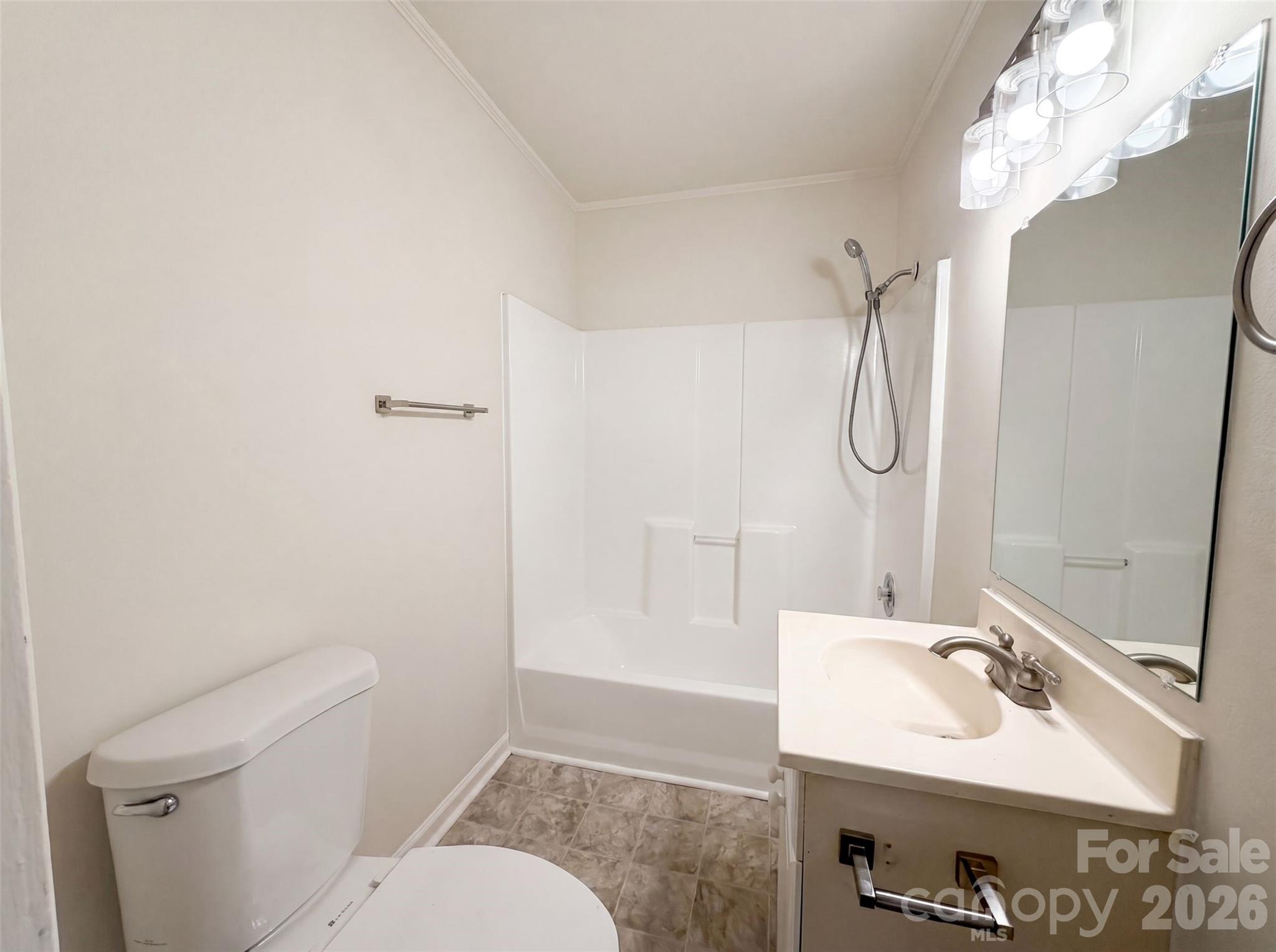 1413 Westside Drive Property Photo 8
