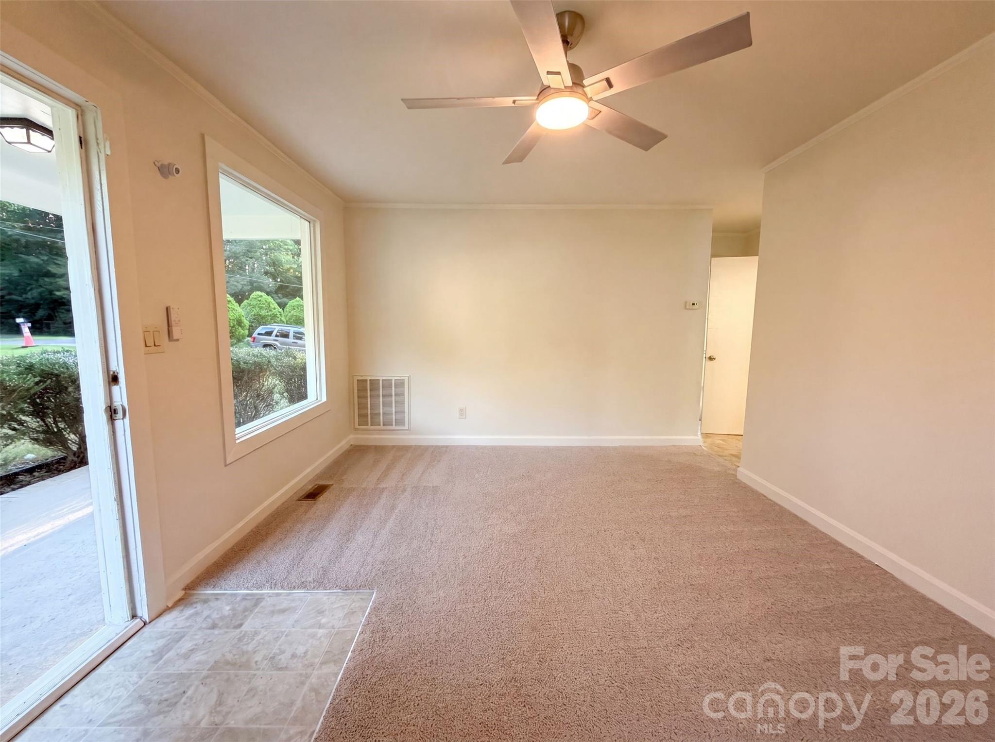 1413 Westside Drive Property Photo 9