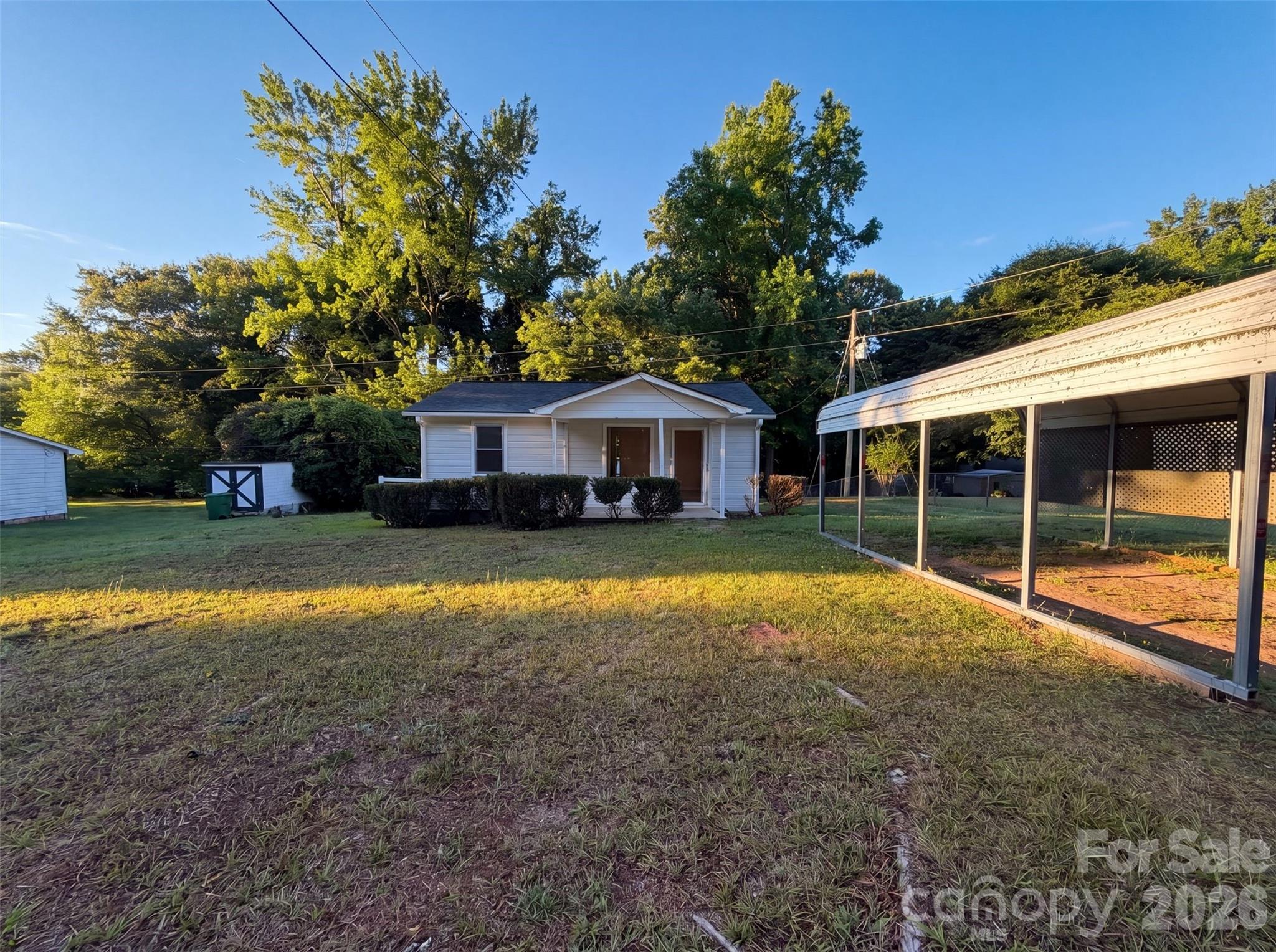 1413 Westside Drive Property Photo 11