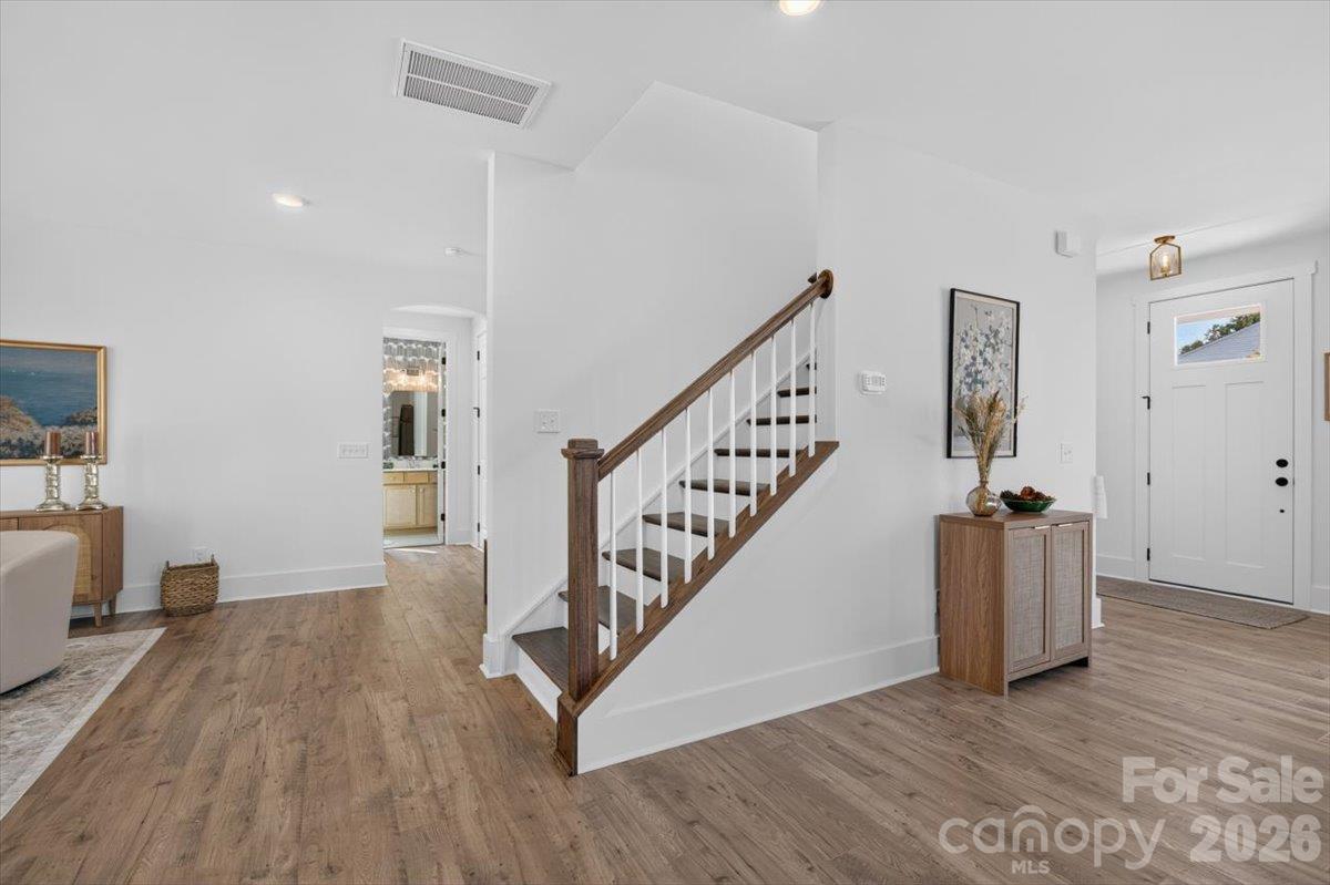 4919 Potter Road Property Photo 13