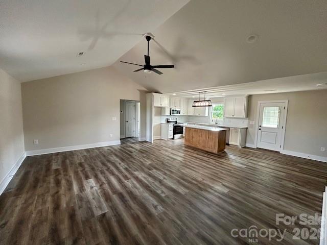 295 Northbrook Iii School Road Property Photo 3