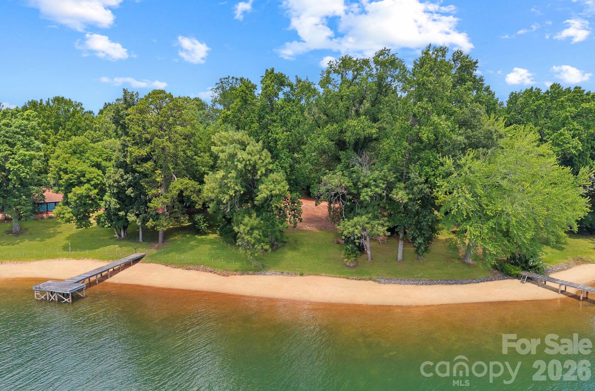 21024 Norman Shores Drive Property Photo 7