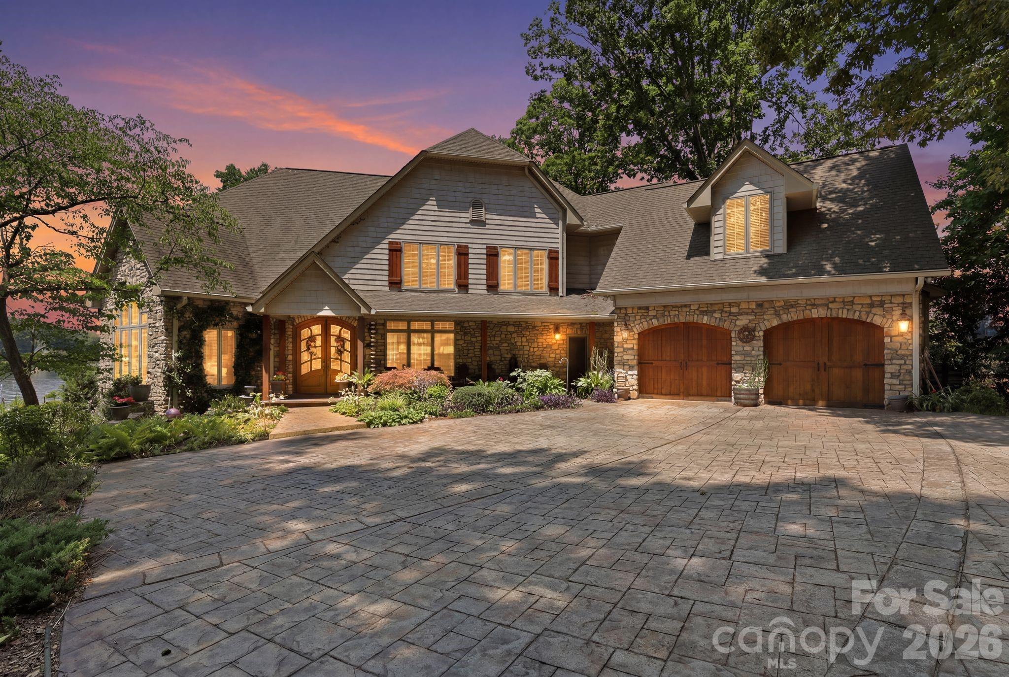 7631 Dellinger Road Property Photo 4