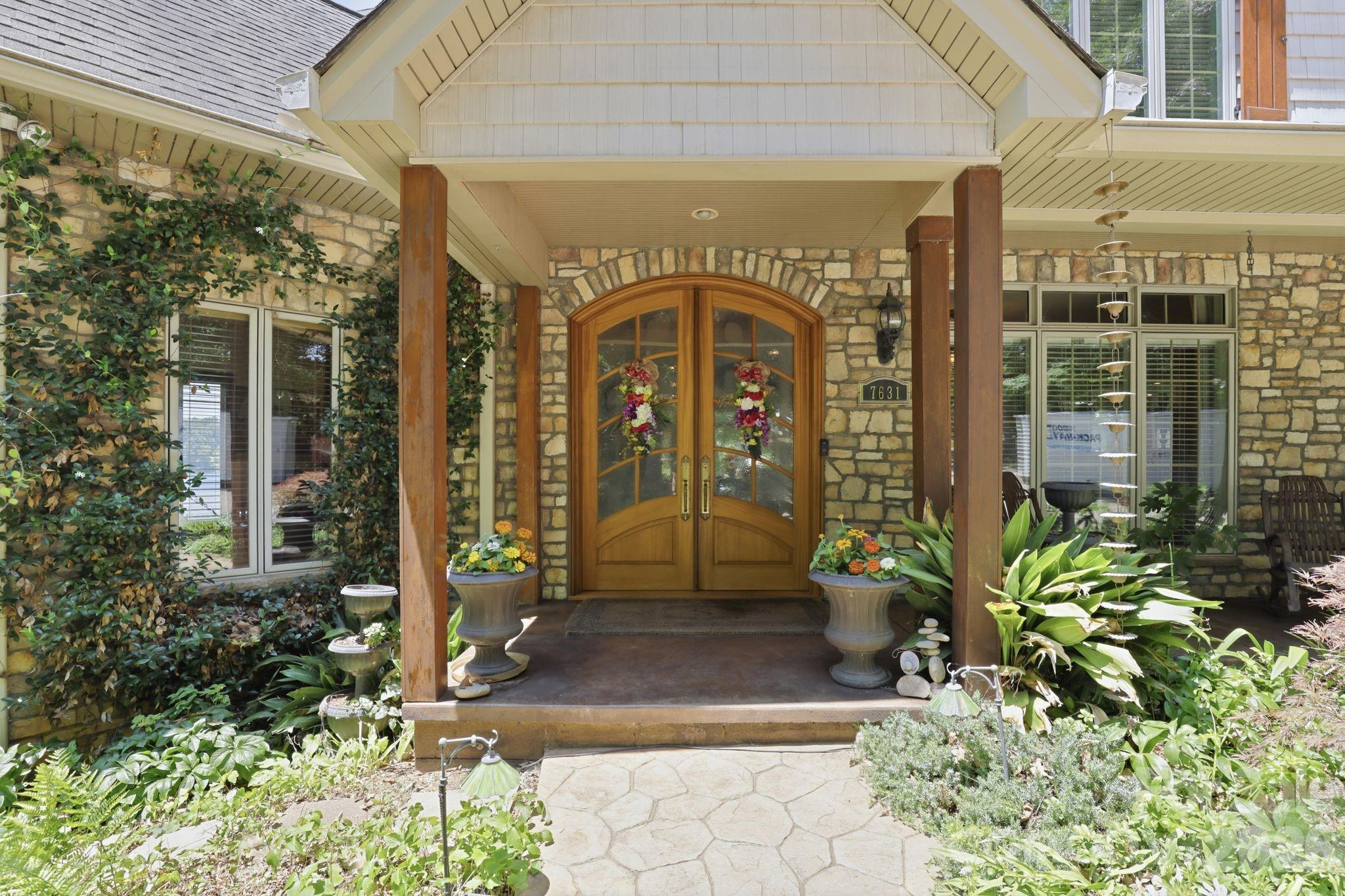 7631 Dellinger Road Property Photo 5