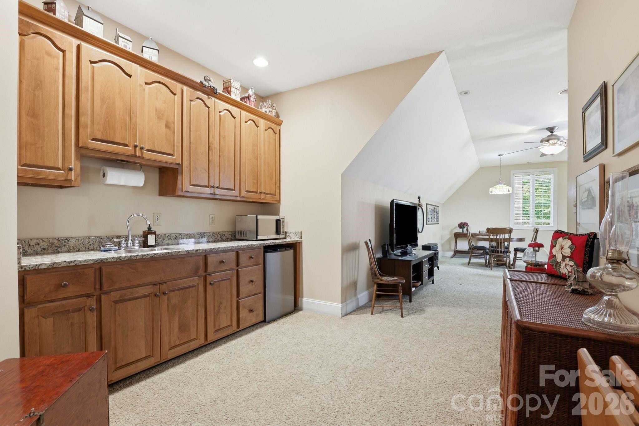 7631 Dellinger Road Property Photo 24