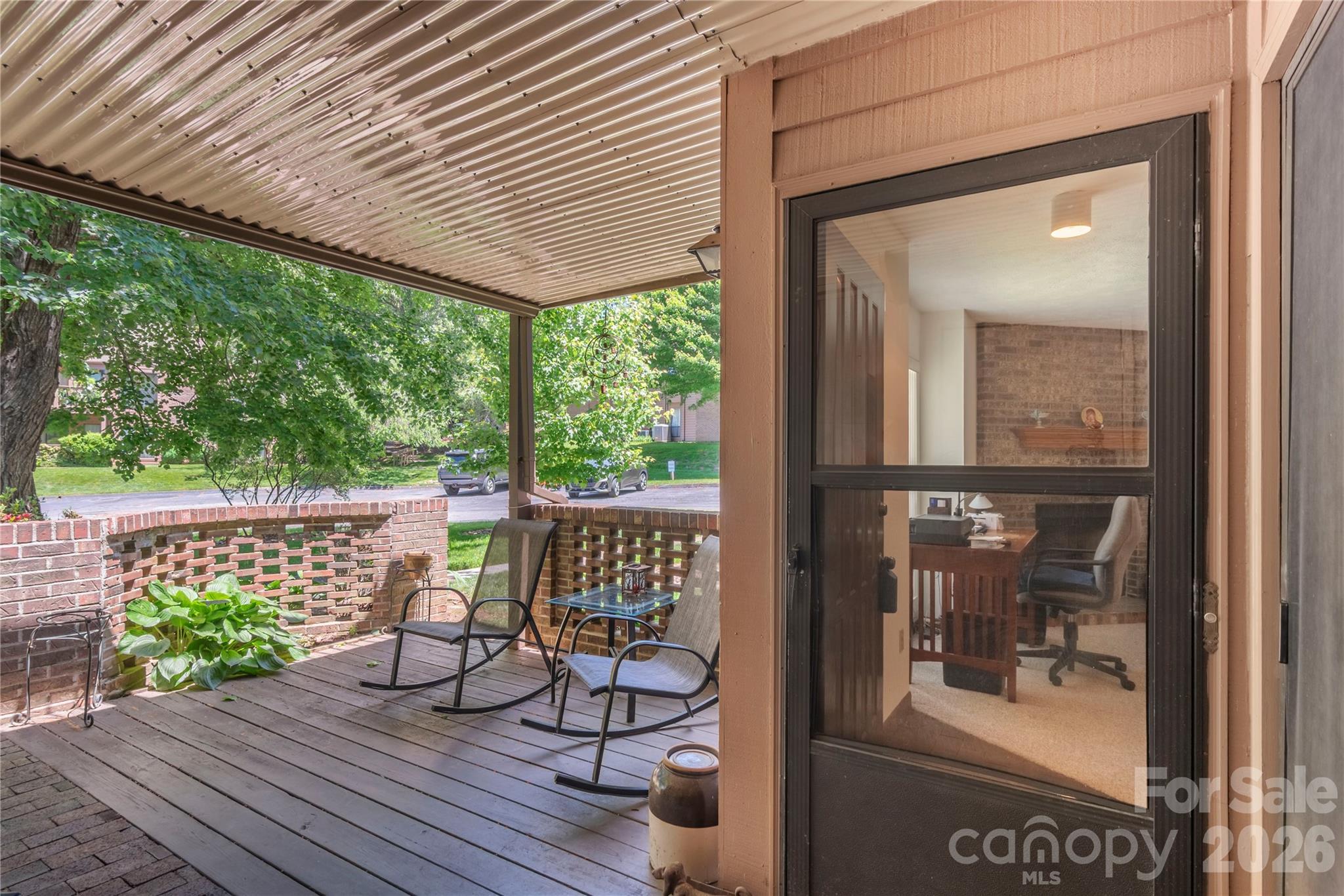 33 Ravencroft Lane E33 Property Photo 5