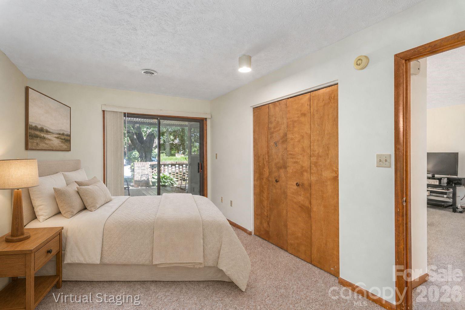 33 Ravencroft Lane E33 Property Photo 16