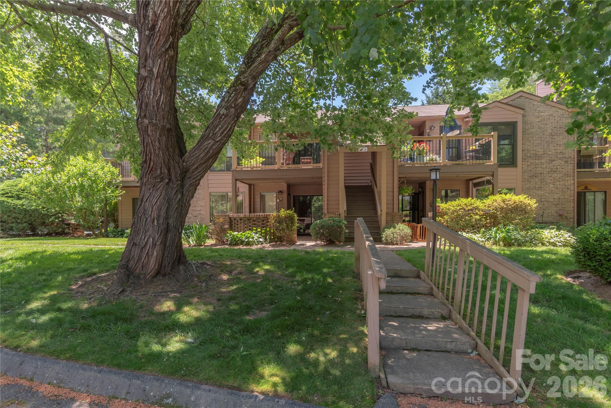 33 Ravencroft Lane E33 Property Photo 19