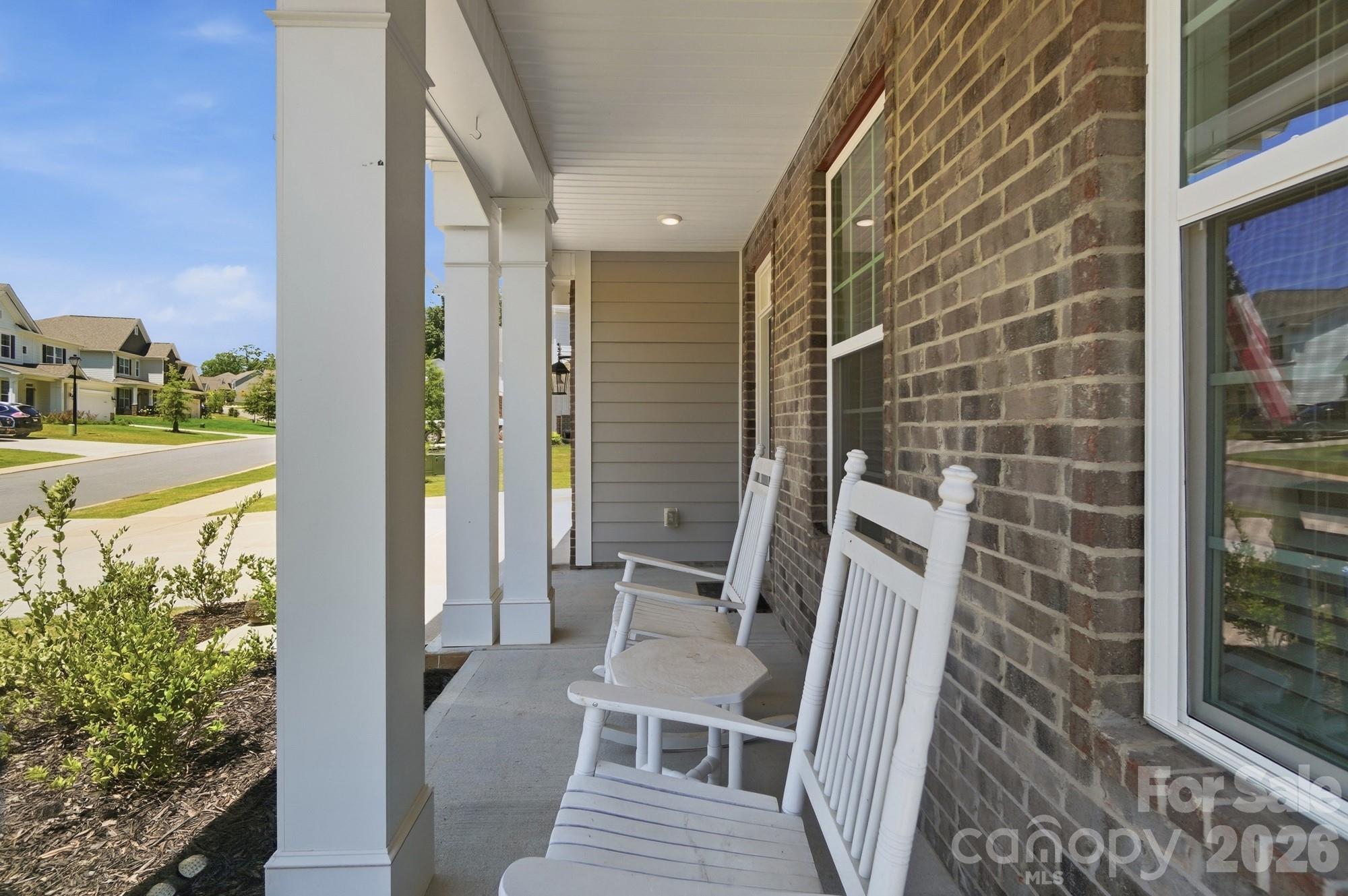 6042 Sylvan Drive Property Photo 4