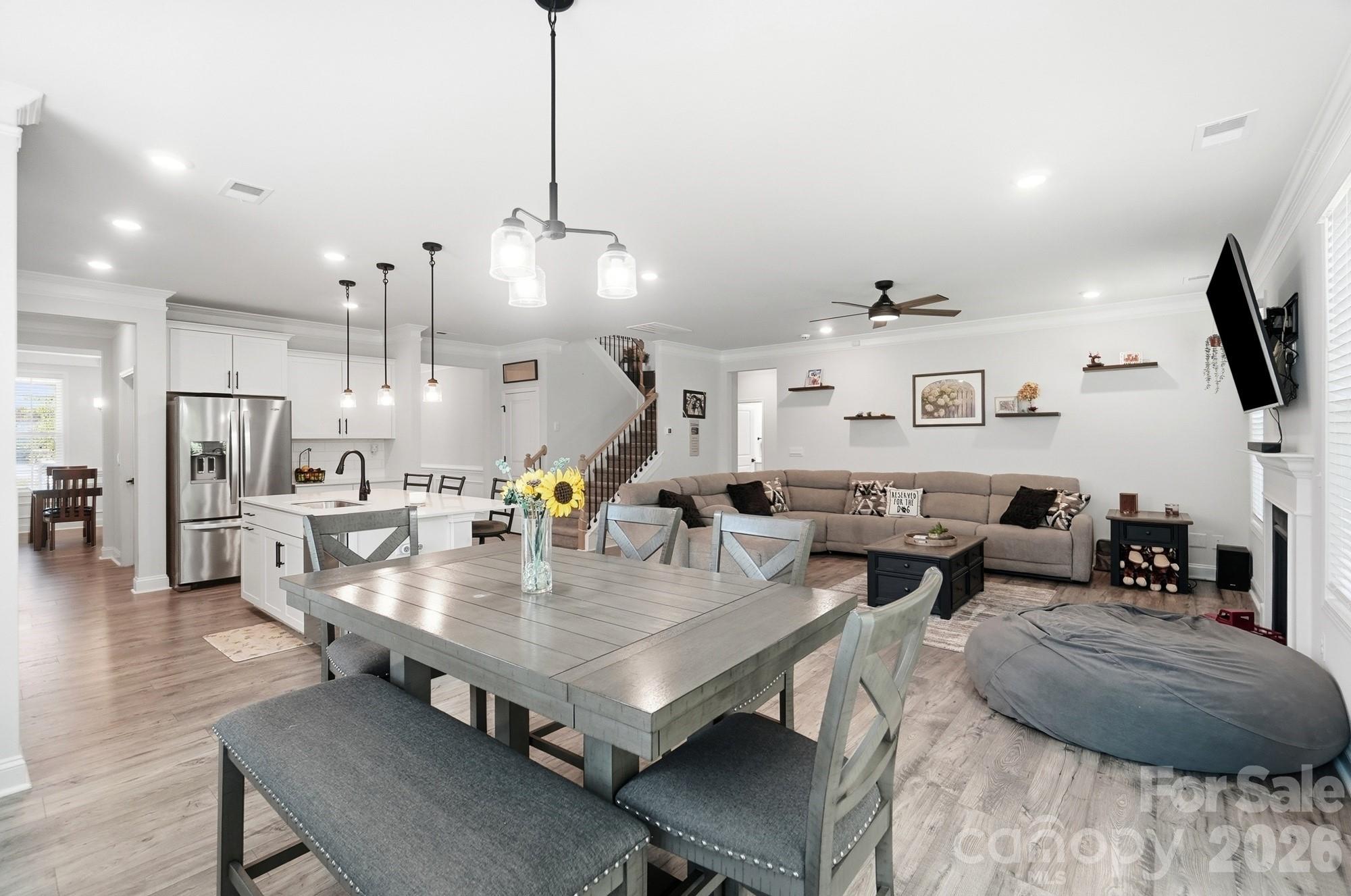 6042 Sylvan Drive Property Photo 10