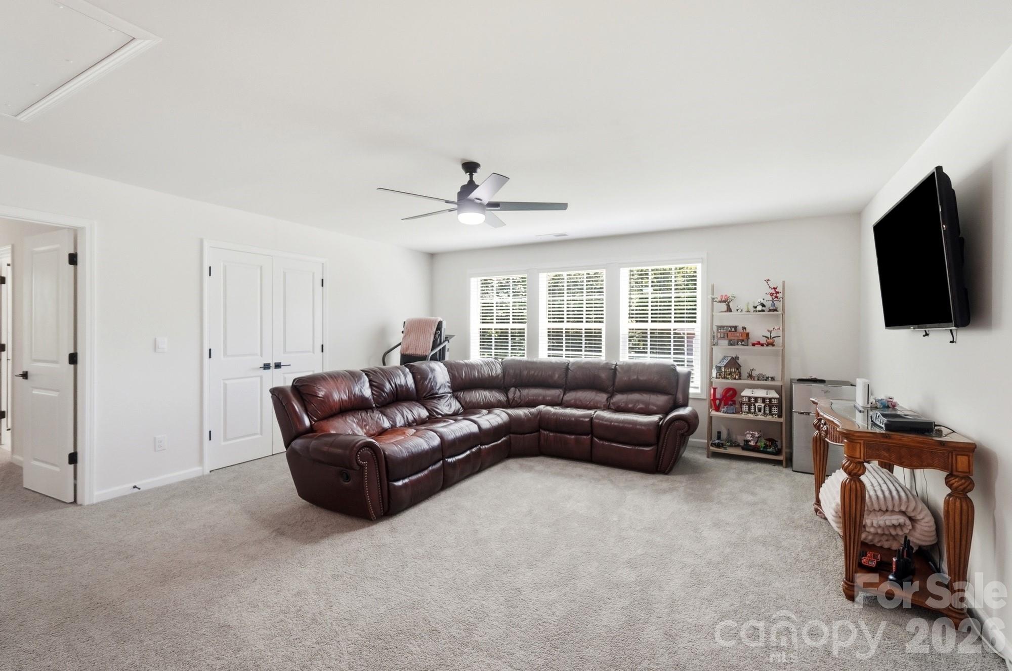 6042 Sylvan Drive Property Photo 19