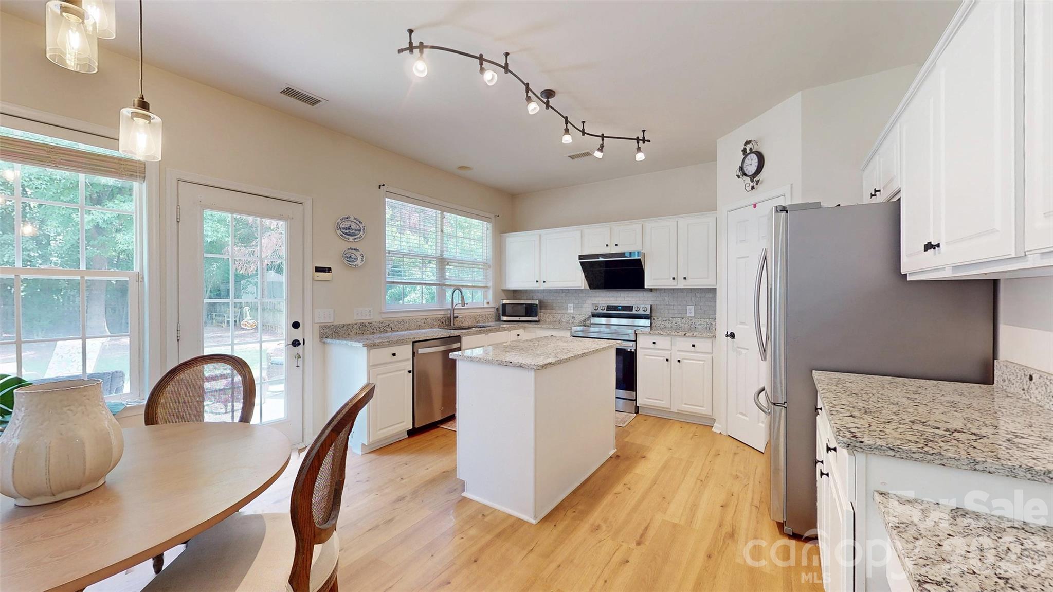 3543 Manor House Drive Property Photo 26