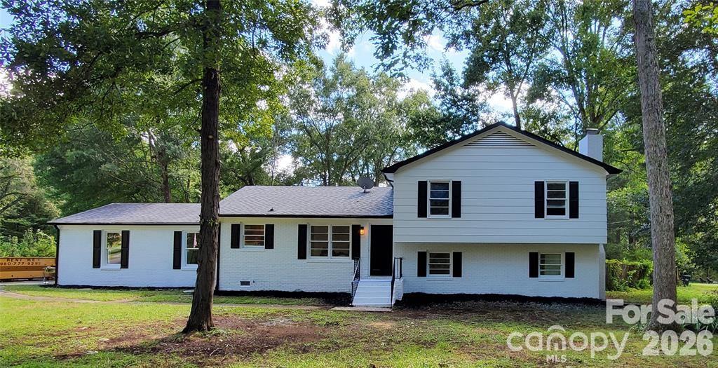 803 H C Baucom Road Property Photo 1