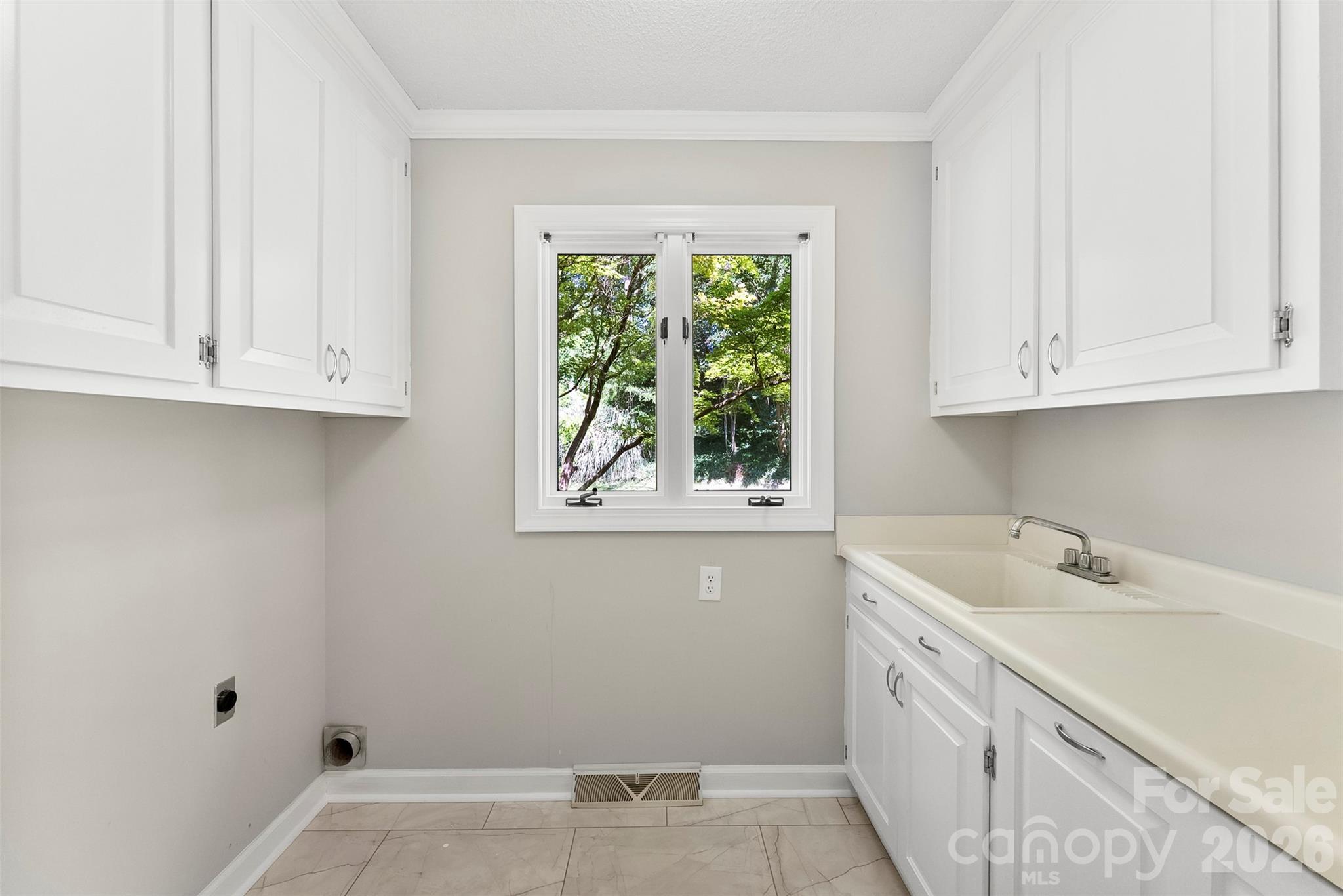 1505 N Cansler Street Property Photo 15