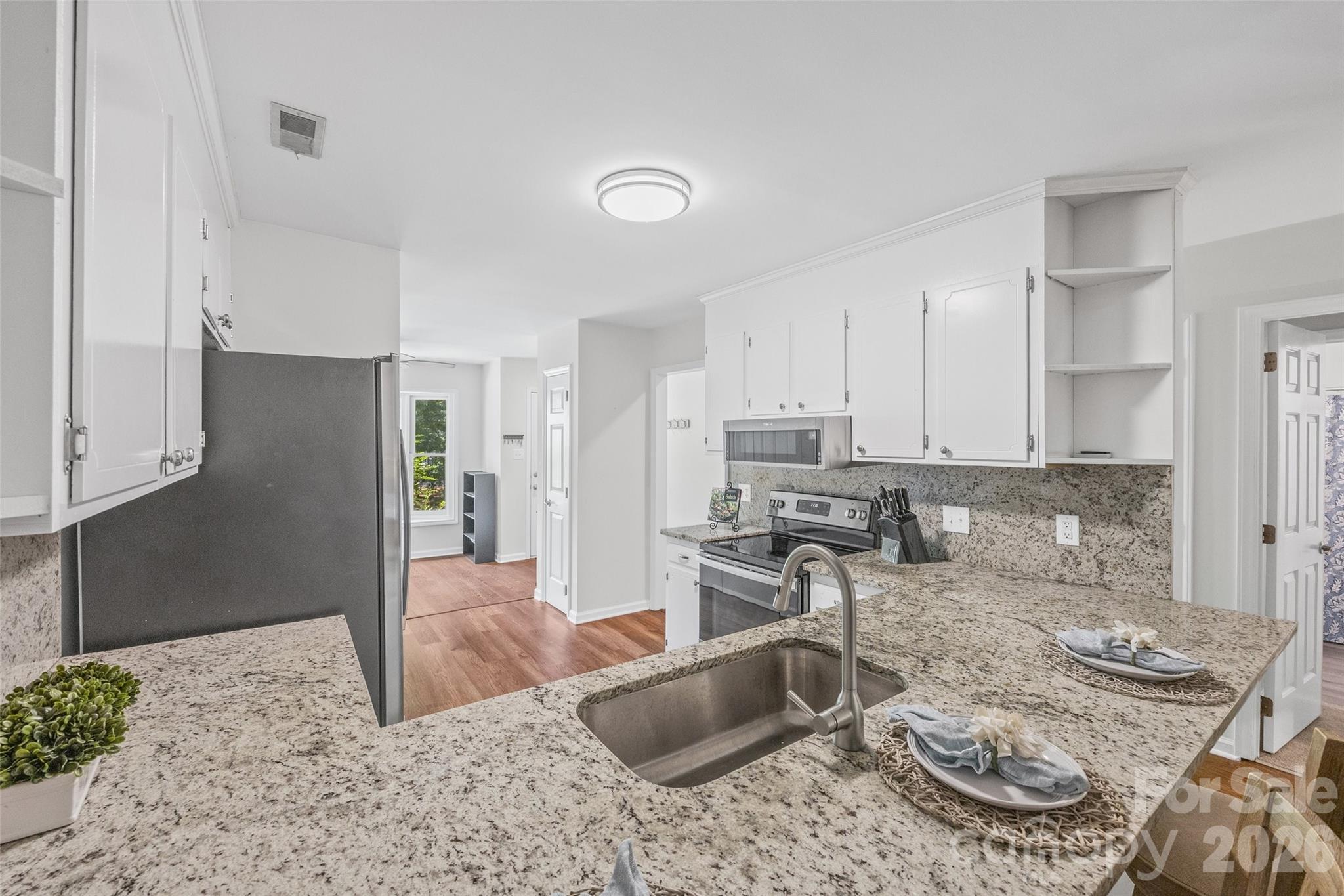 105 David Court Property Photo 7