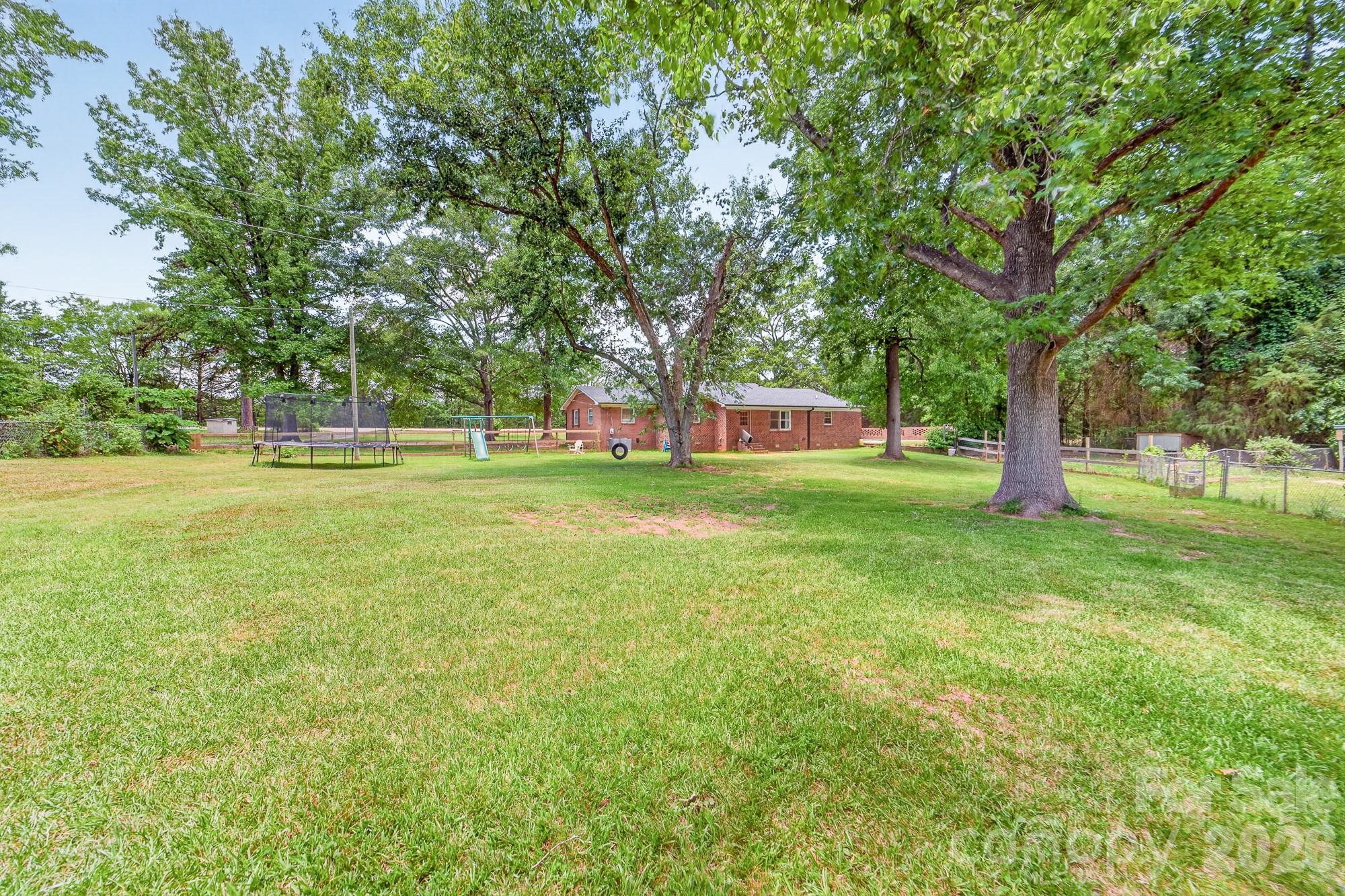 2446 Wood Road Property Photo 14