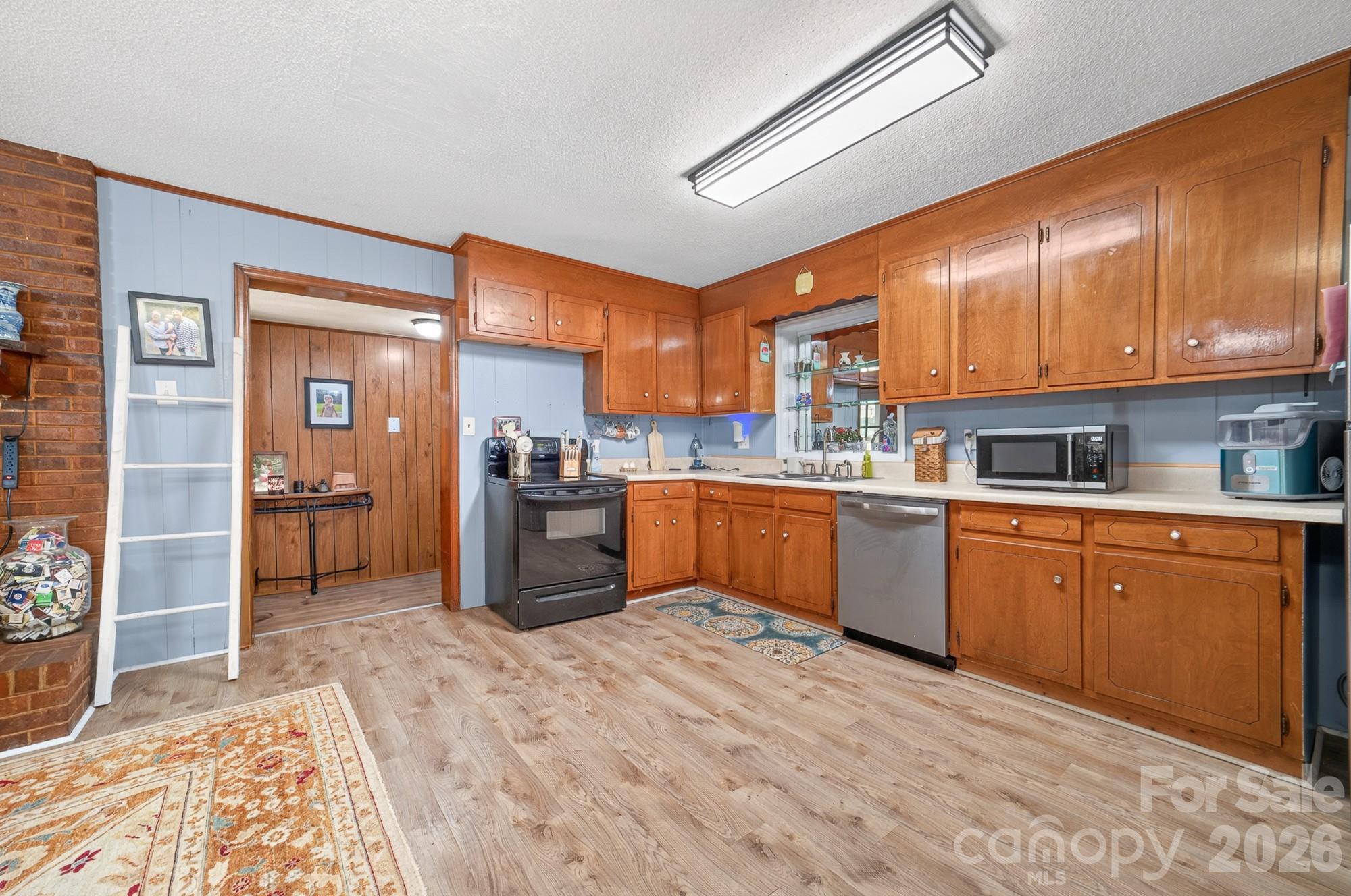 2446 Wood Road Property Photo 25