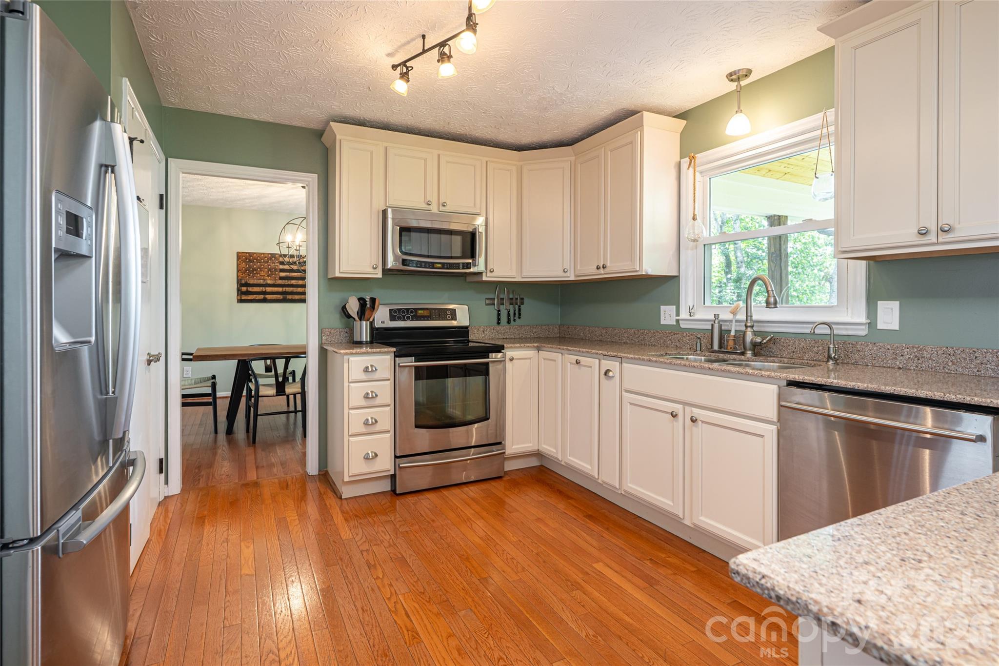 24 Audubon Drive Property Photo 12