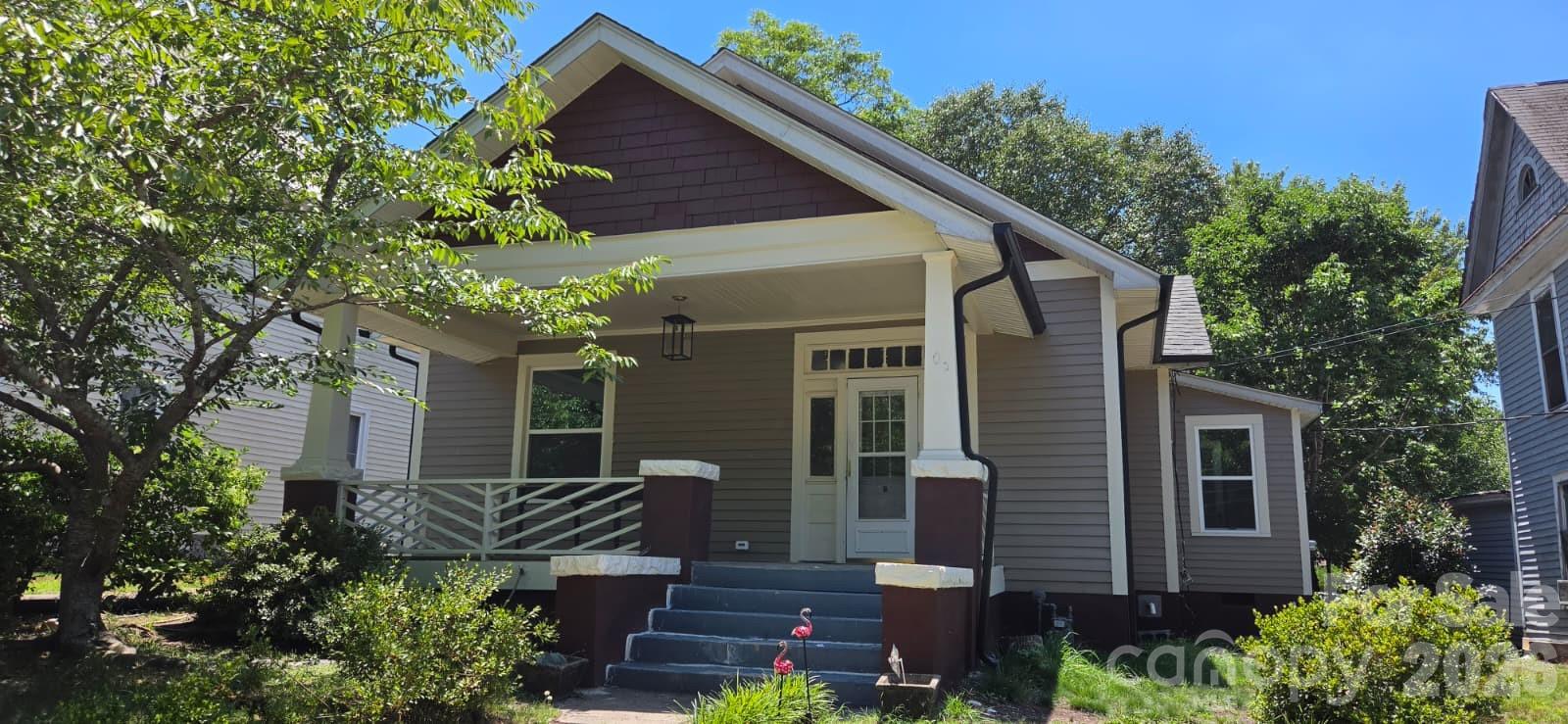 509 5th Street Property Photo 1