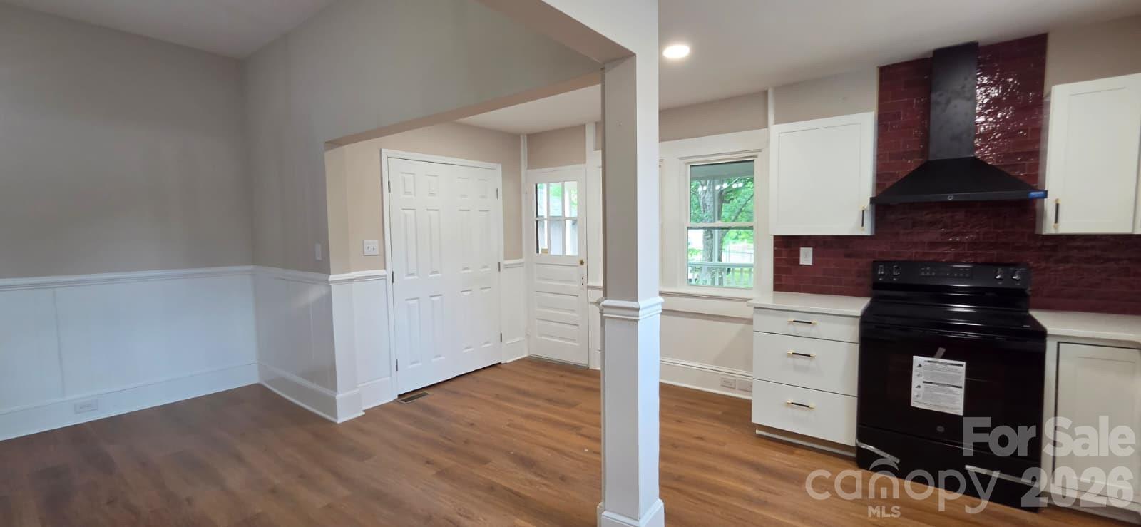 509 5th Street Property Photo 2