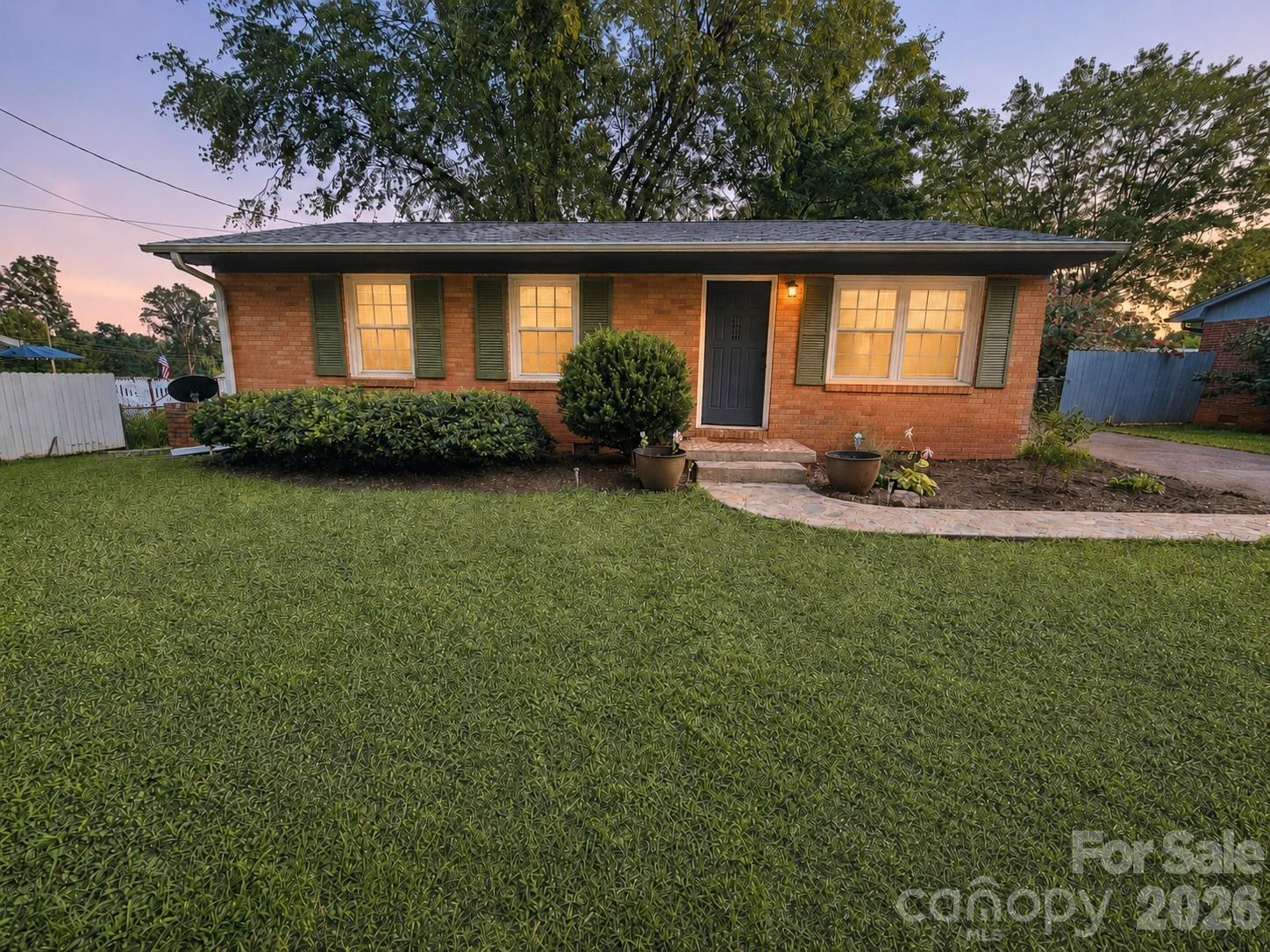127 Northview Dorsey Street Property Photo 1