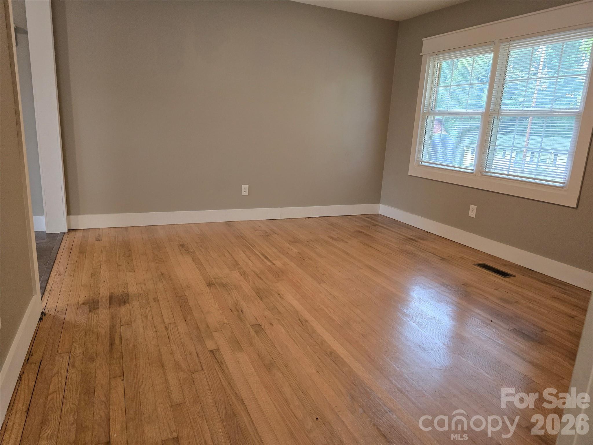 127 Northview Dorsey Street Property Photo 3