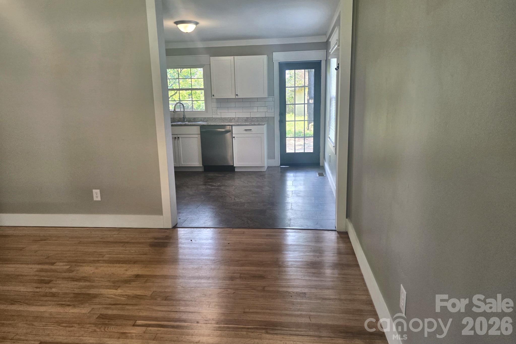 127 Northview Dorsey Street Property Photo 10