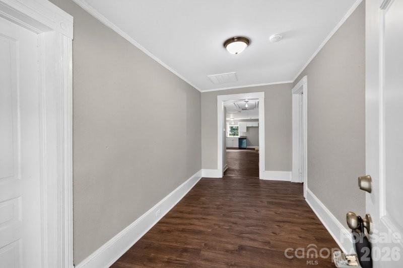 603 Thomas Street Property Photo 5