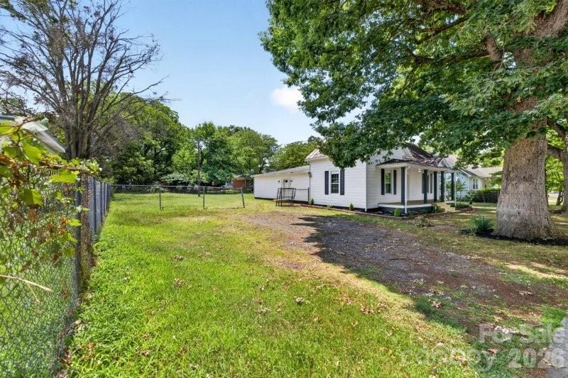 603 Thomas Street Property Photo 26