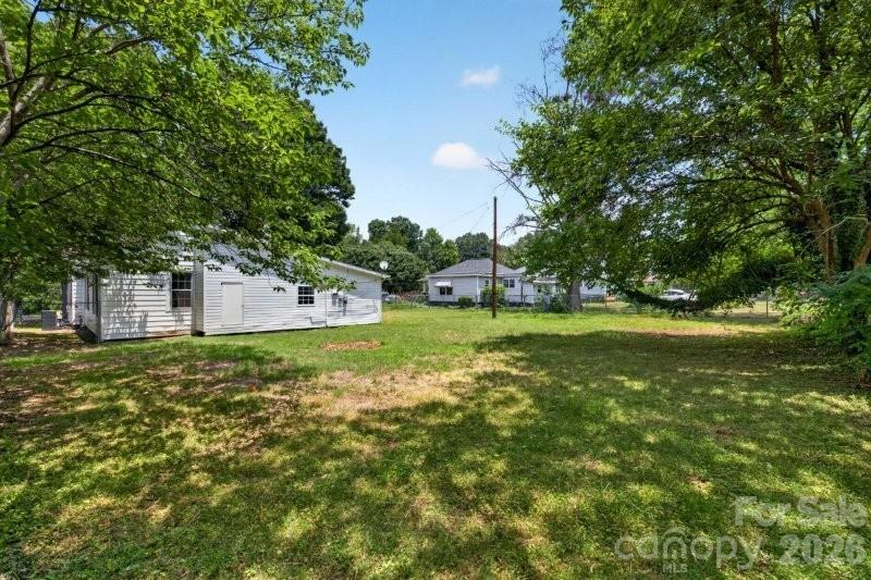 603 Thomas Street Property Photo 28