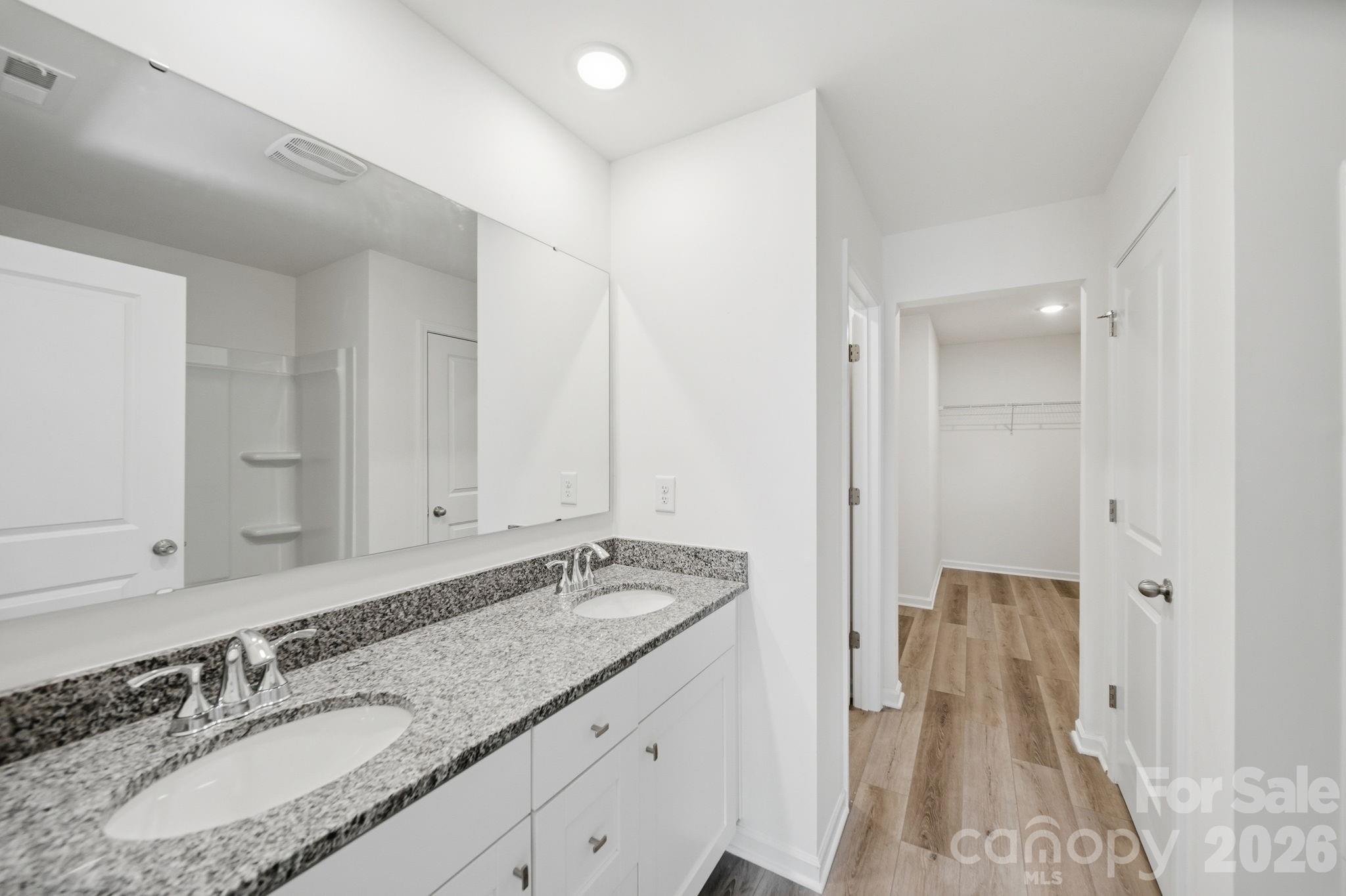 7725 E Lane Drive Property Photo 29