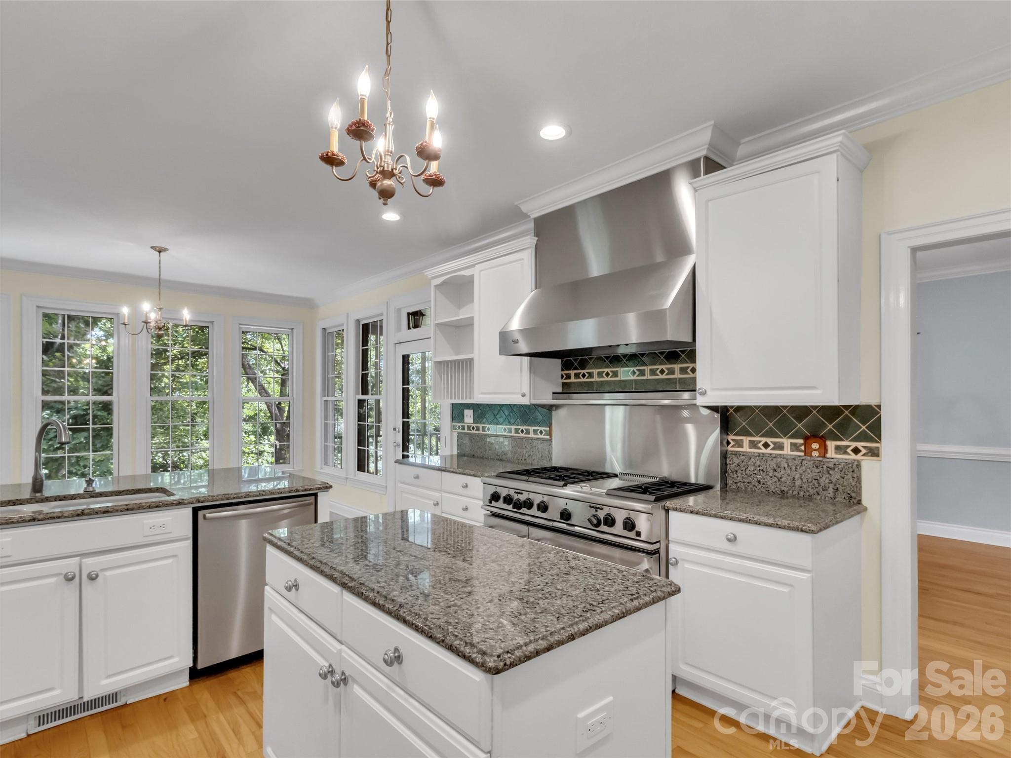 9 Hickory Ridge 8 Property Photo 5