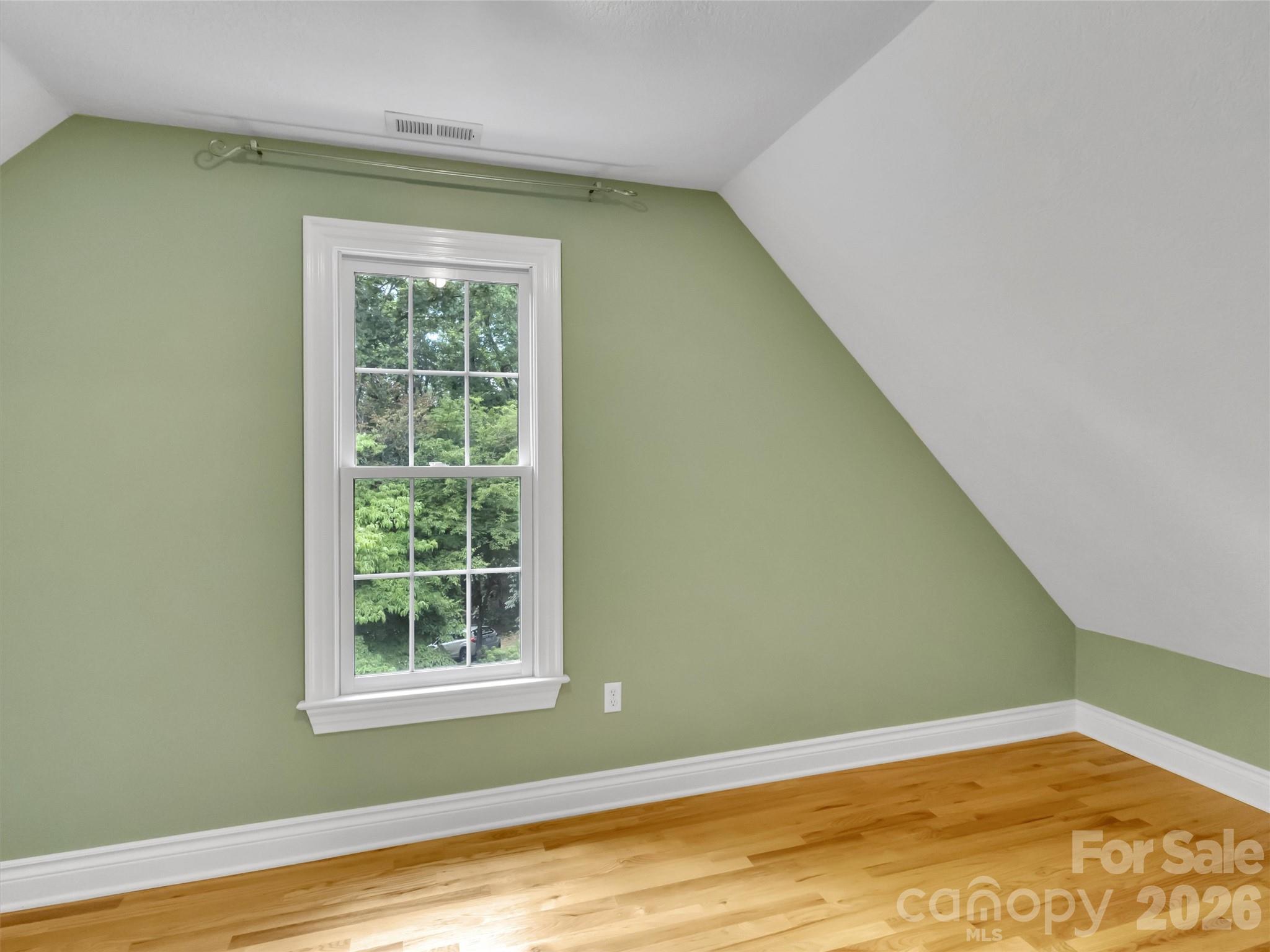 9 Hickory Ridge 8 Property Photo 26