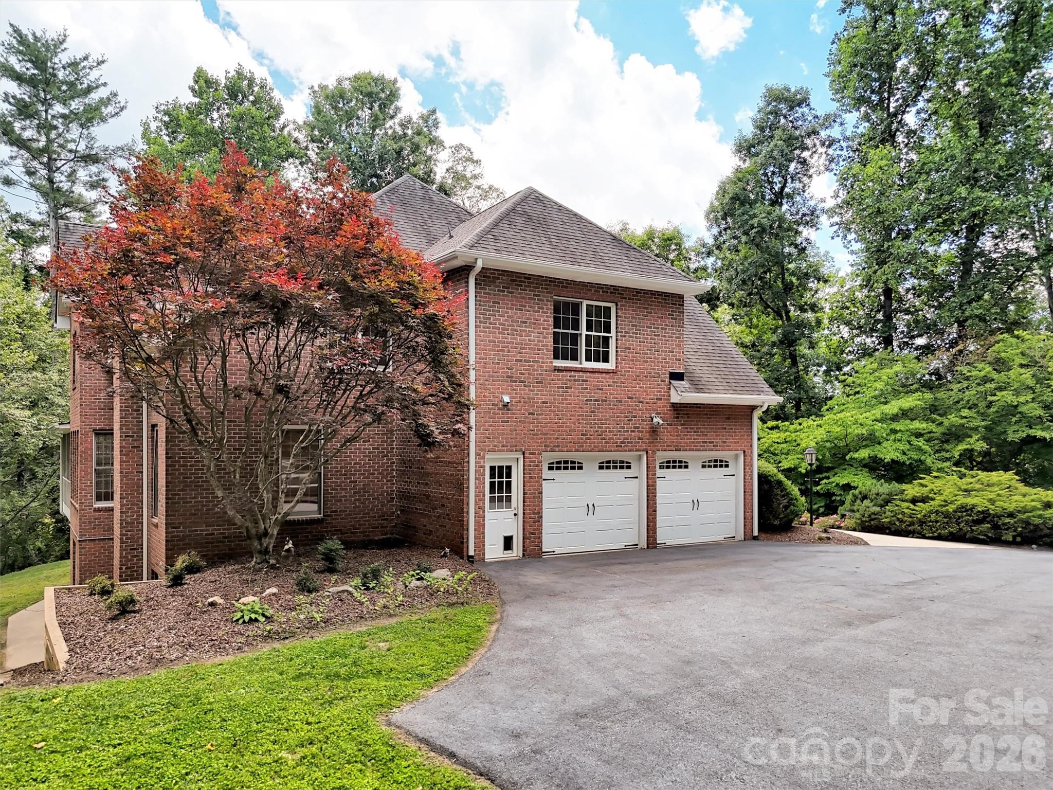 9 Hickory Ridge 8 Property Photo 36