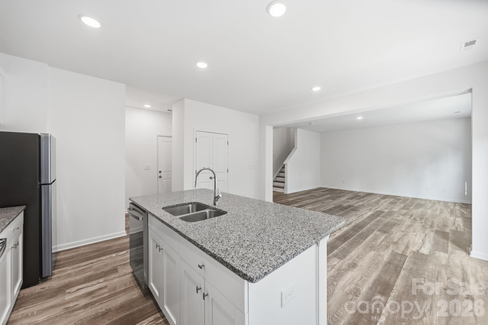 7809 E Lane Drive Property Photo 19