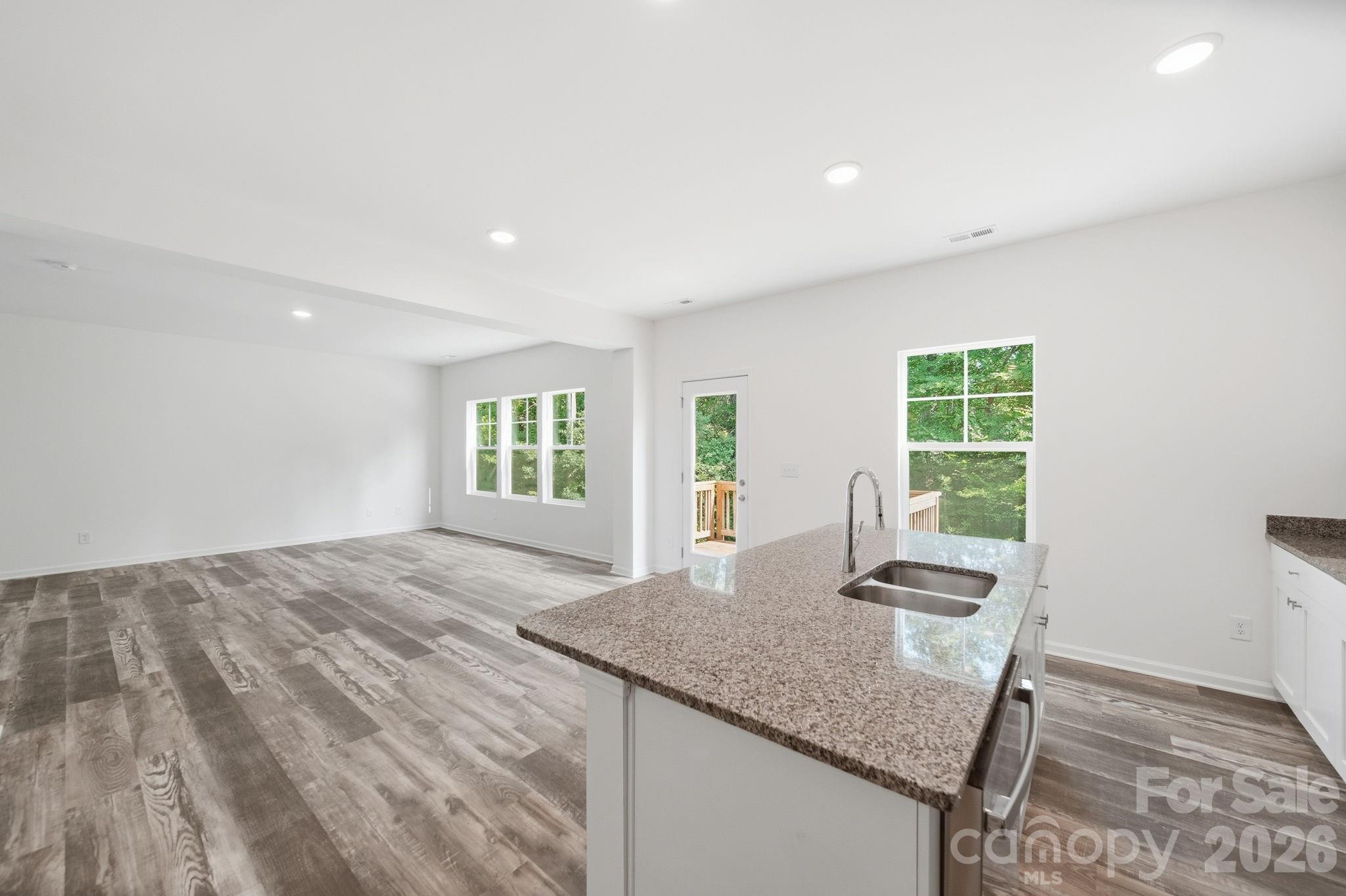 7809 E Lane Drive Property Photo 20