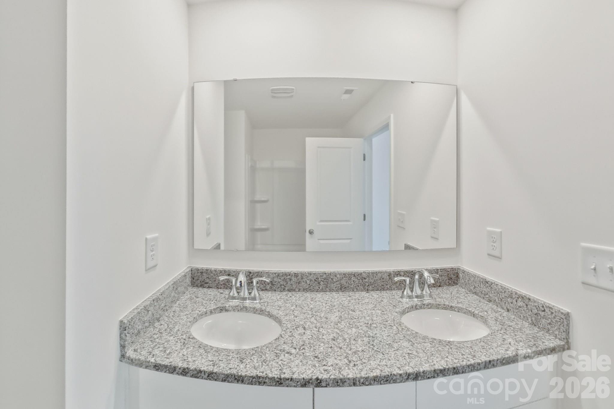 7809 E Lane Drive Property Photo 28